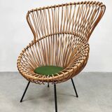 Vintage rattan lounge chair