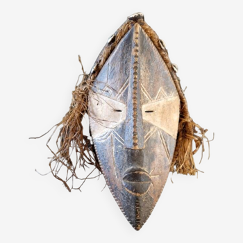 Ancien masque de danse - Tribu Lwalwa, République démocratique du Congo - En bois dur