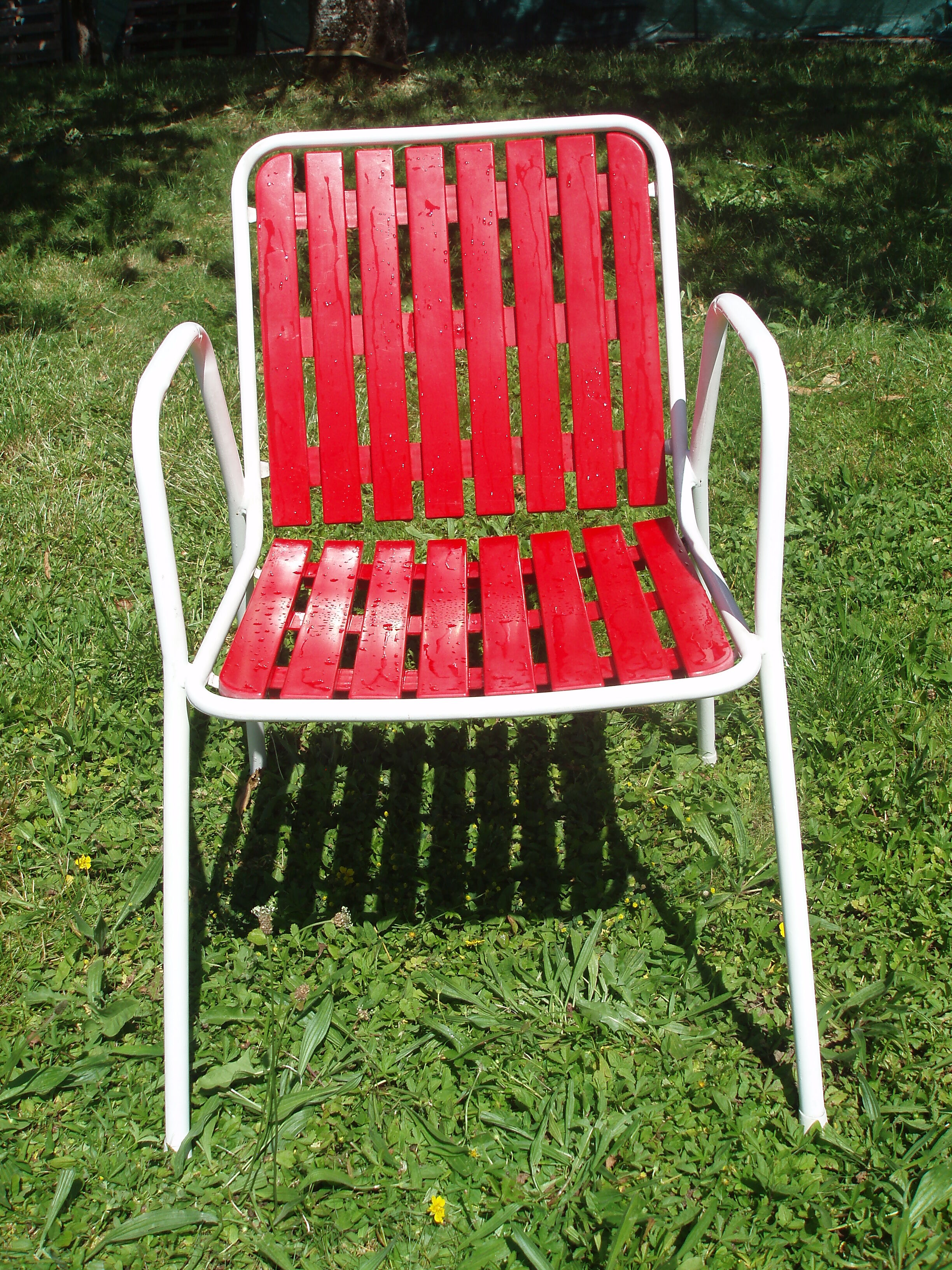 4 armchairs EMU model Rio Italian vintage 2 red and 2 white