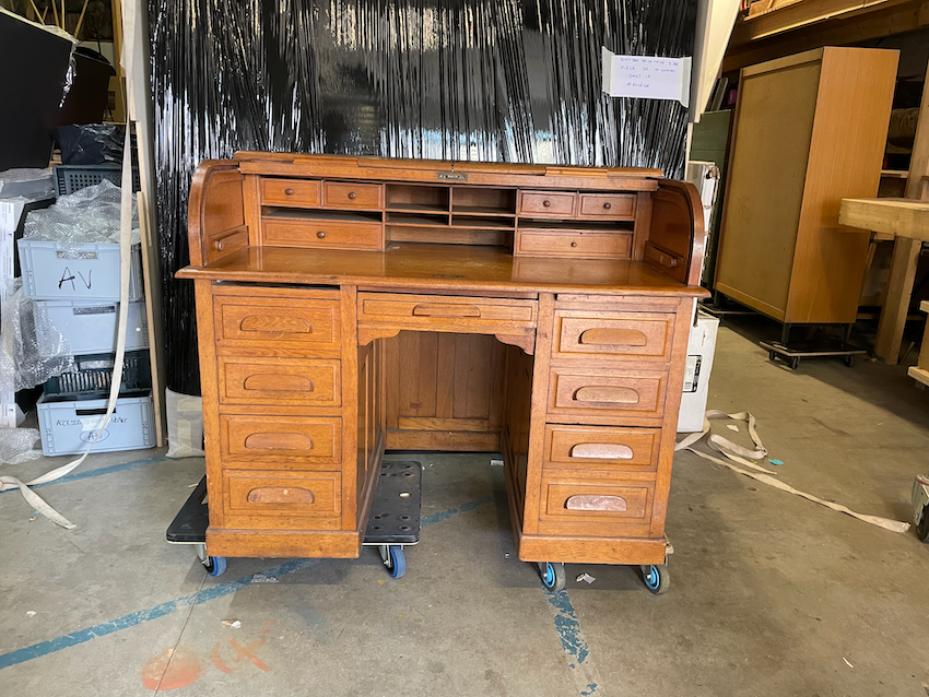 Double box oak cylinder desk early twentieth century (1930/1940)