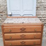 Art Deco chest of drawers