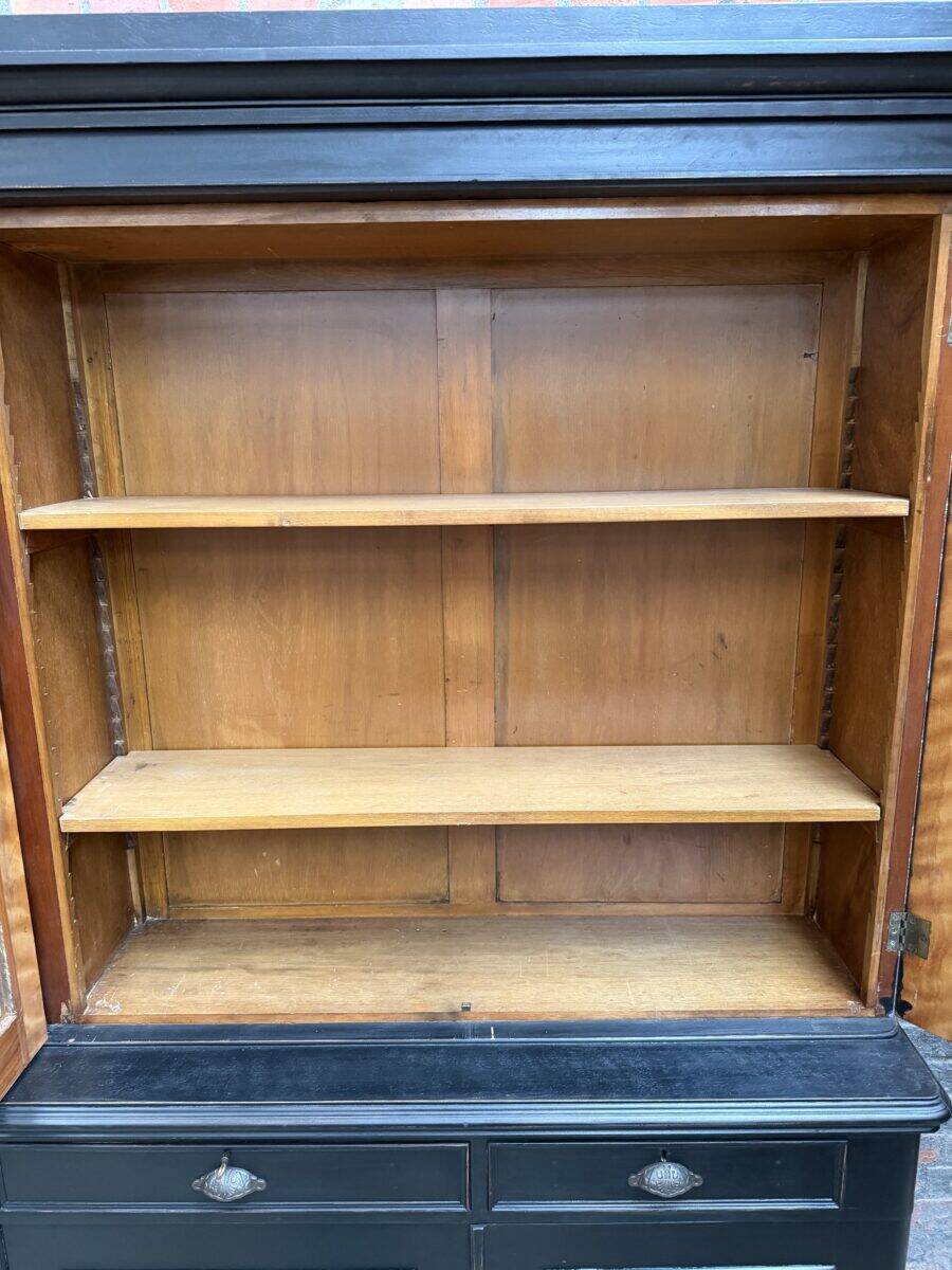 Bibliothèque XIXème patinée noire
