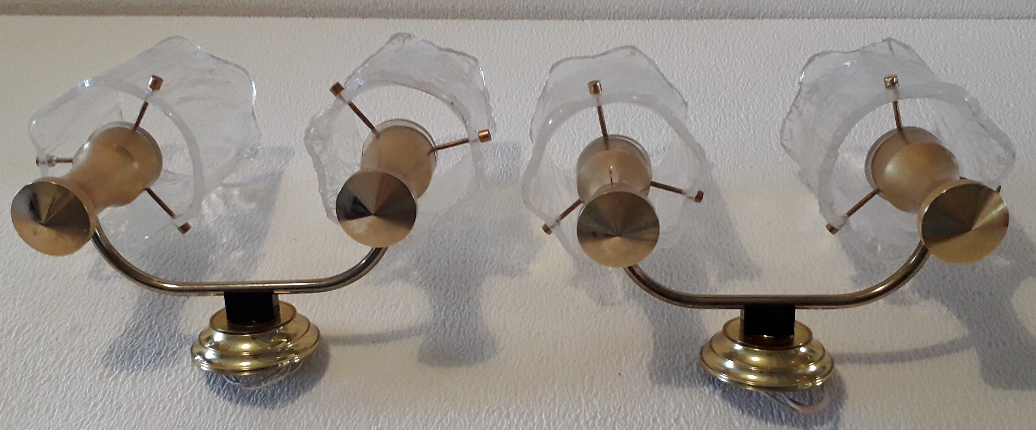 Duo of wall light in Plexiglas and brass years 60/70