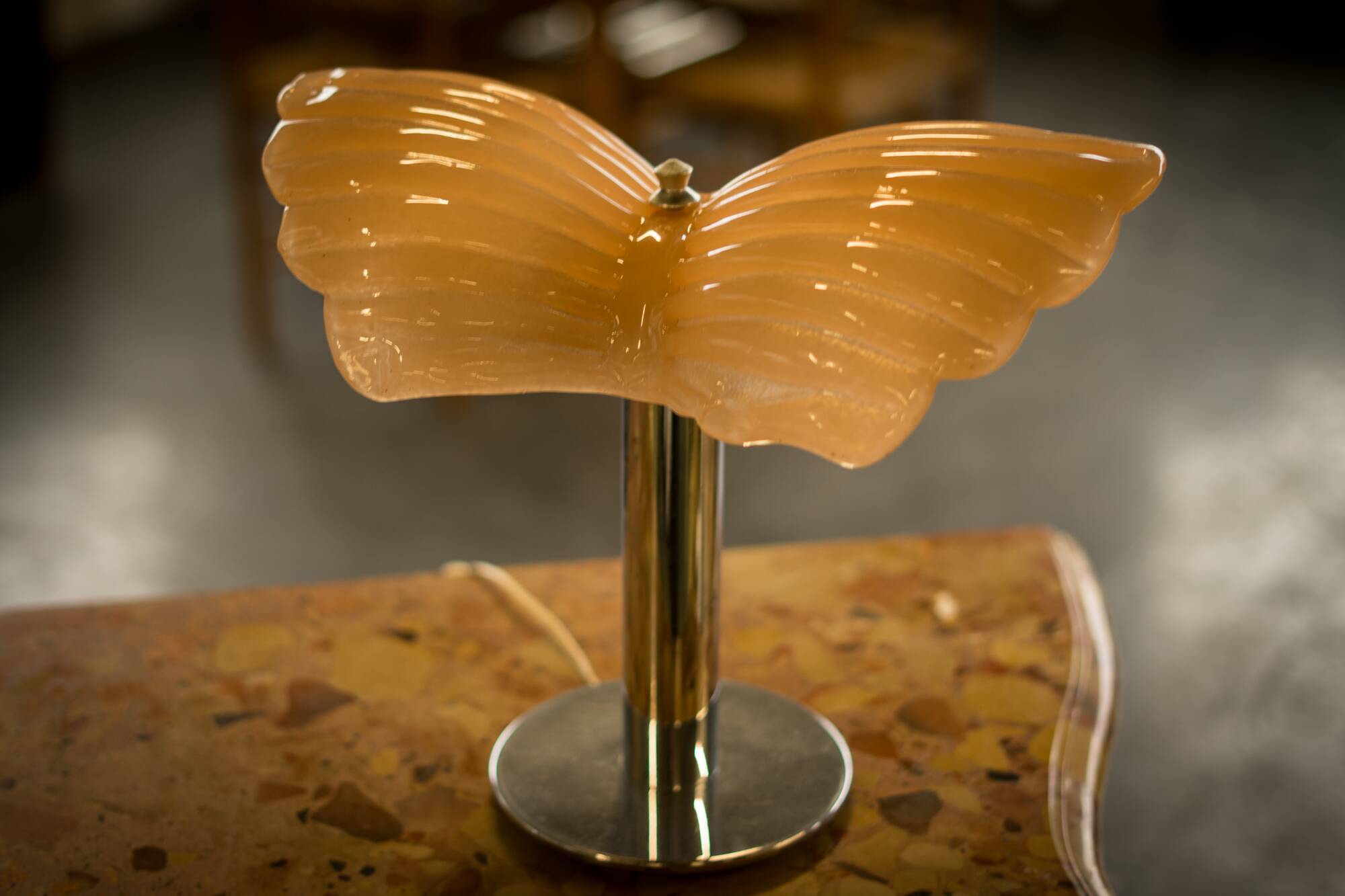 Pair of floor lamps in Murano glass shell type.