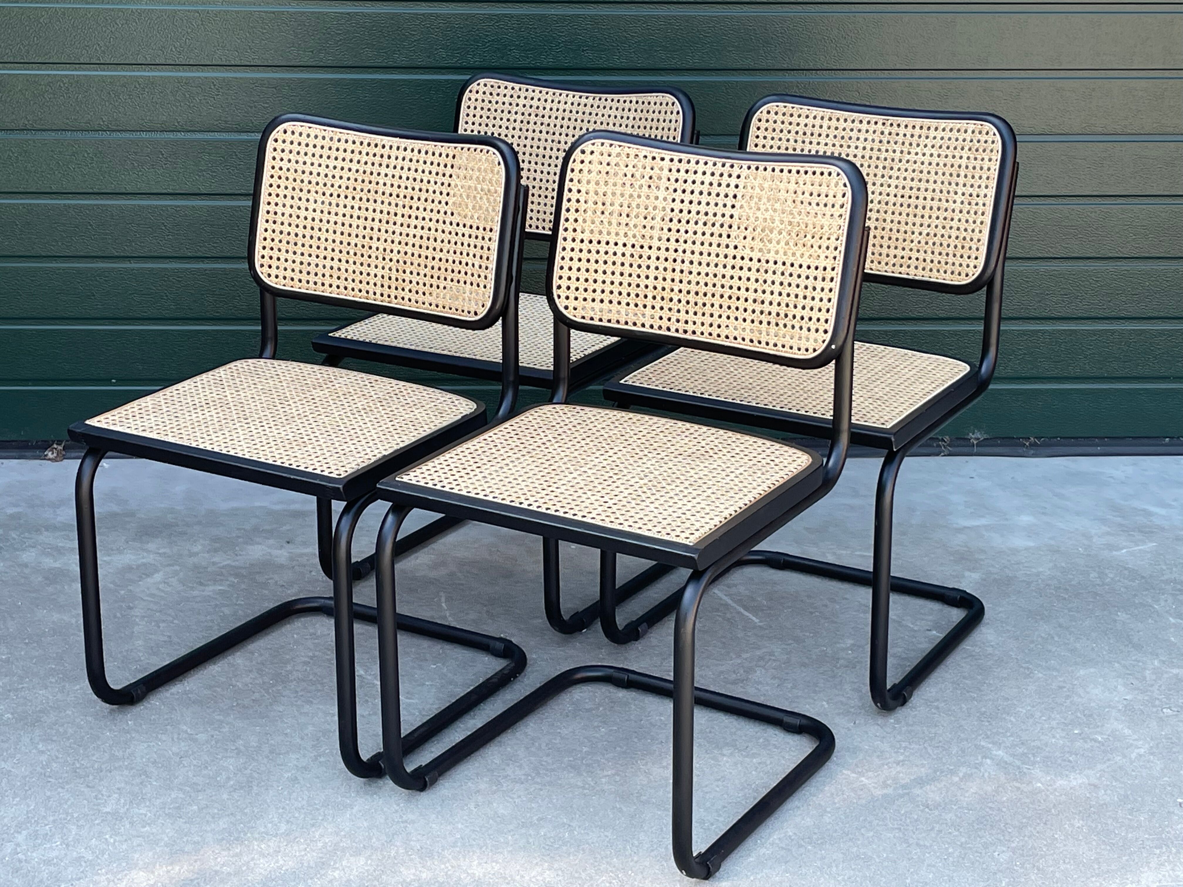 Cesca design chair b32 model in black set of four