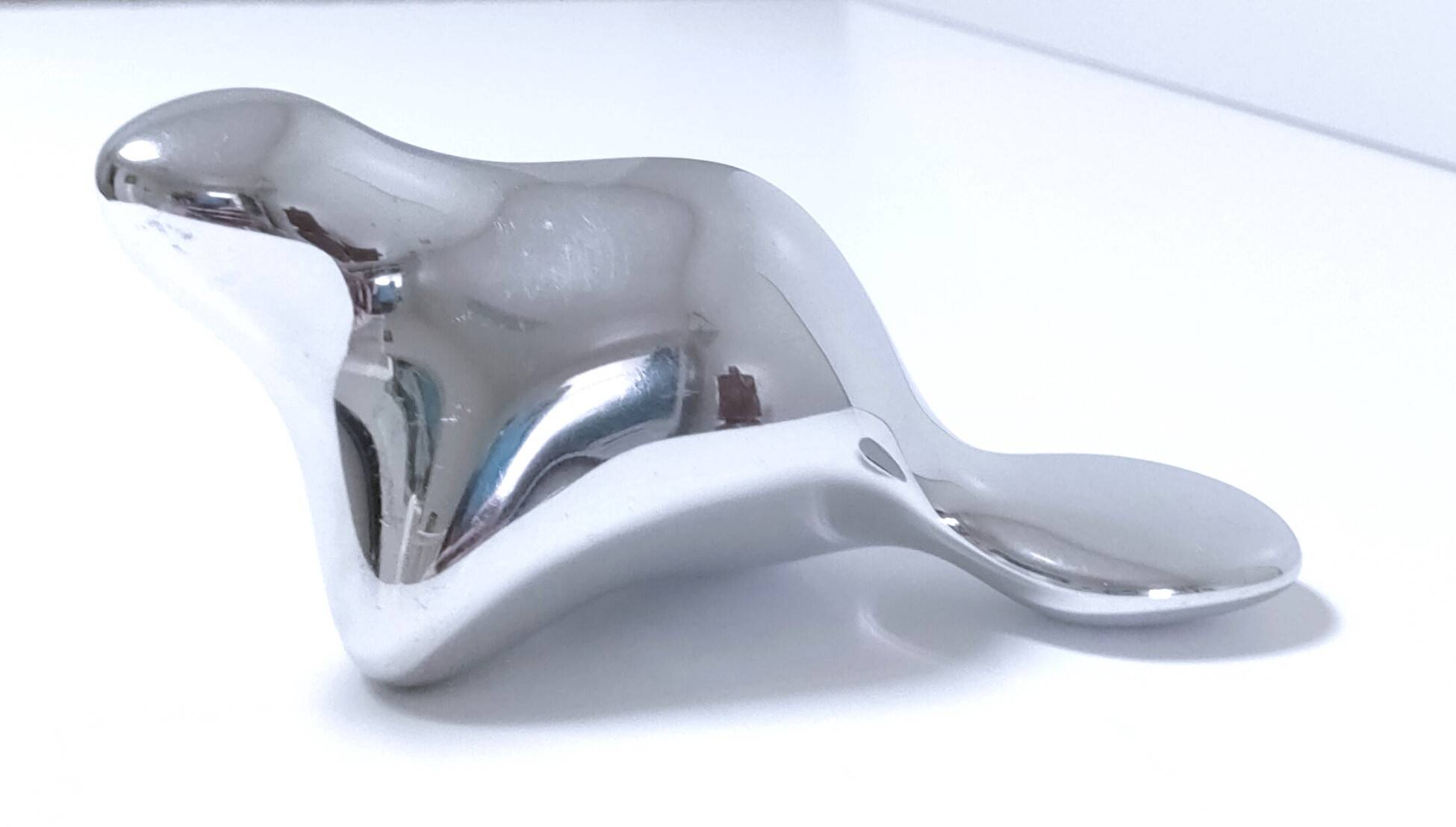 Beaver aluminum paperweight modernist design by Hoselton signed and numbered