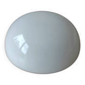 Demi-globe en opaline blanche hauteur 10 cm
