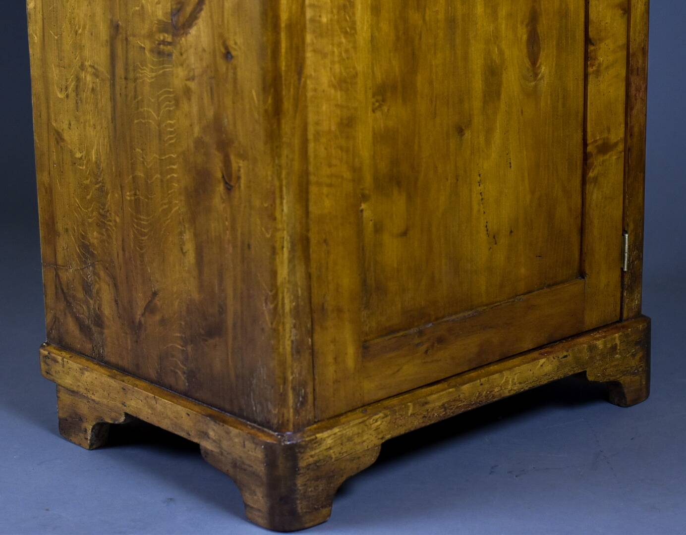 Birch linen cabinet from the 1920s/30s – fully restored
