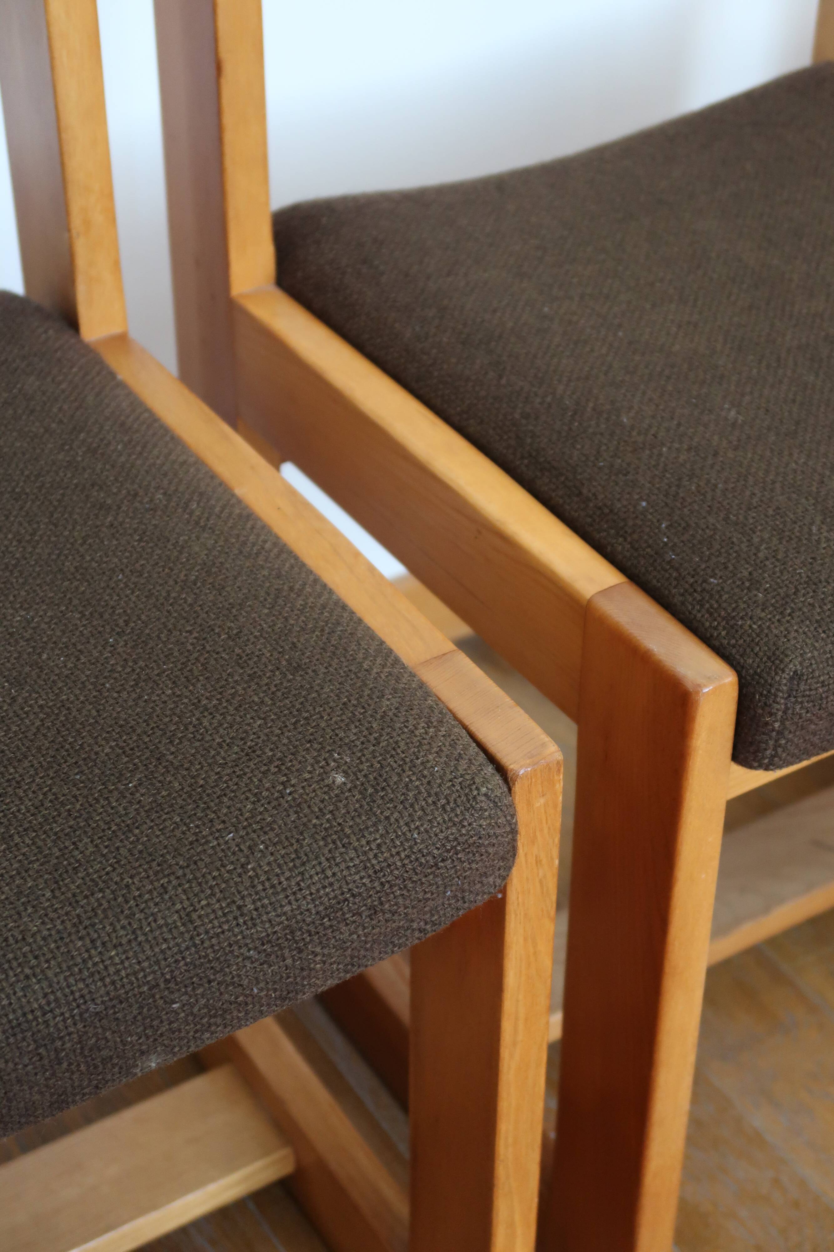 4 chairs sleigh Maison Regain