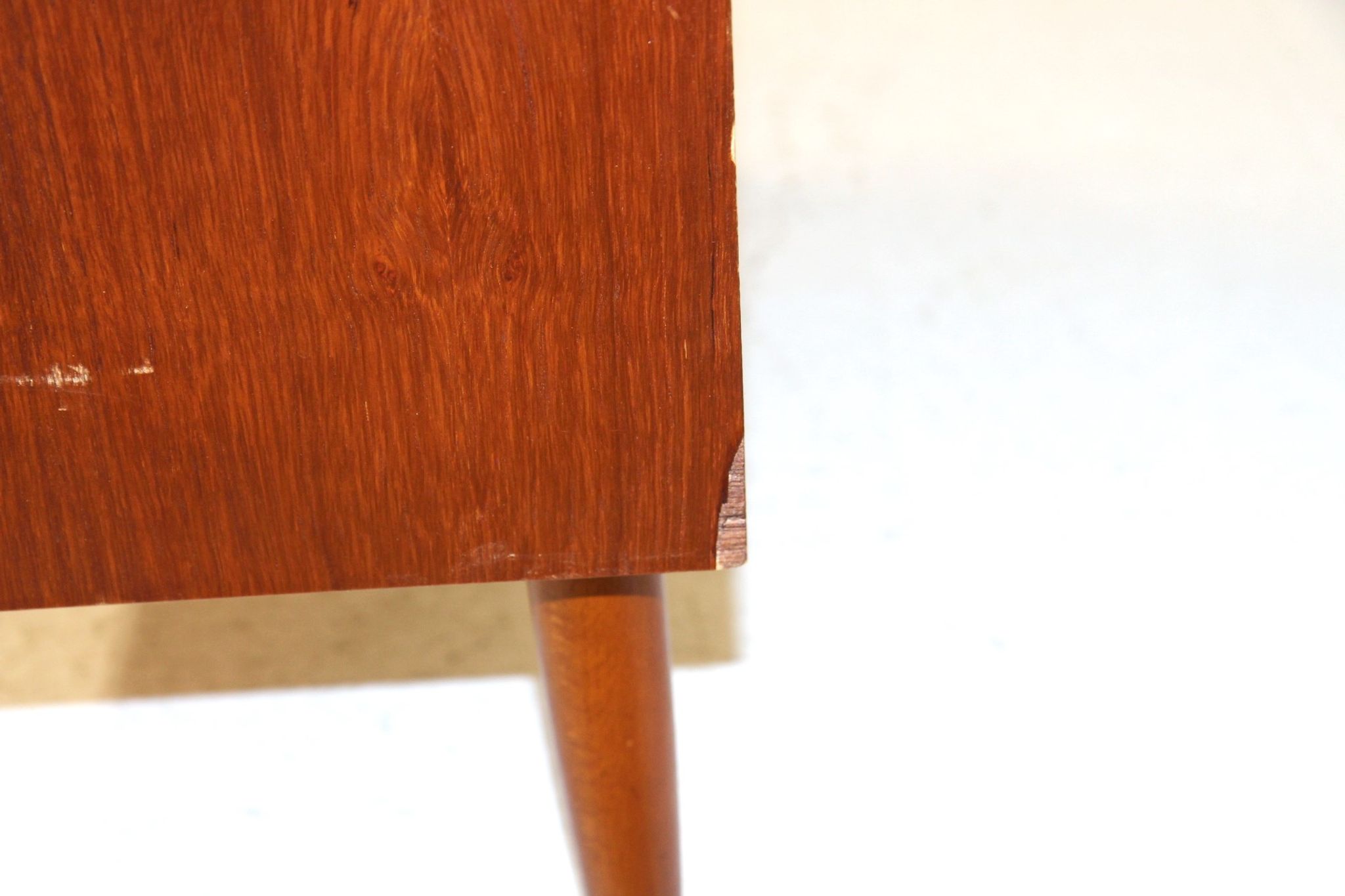 Commode-chiffonnier "Tallboy" en teck, Suède, 1950