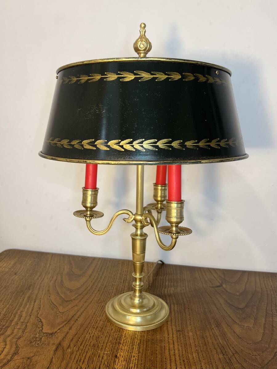 Bedside lamp