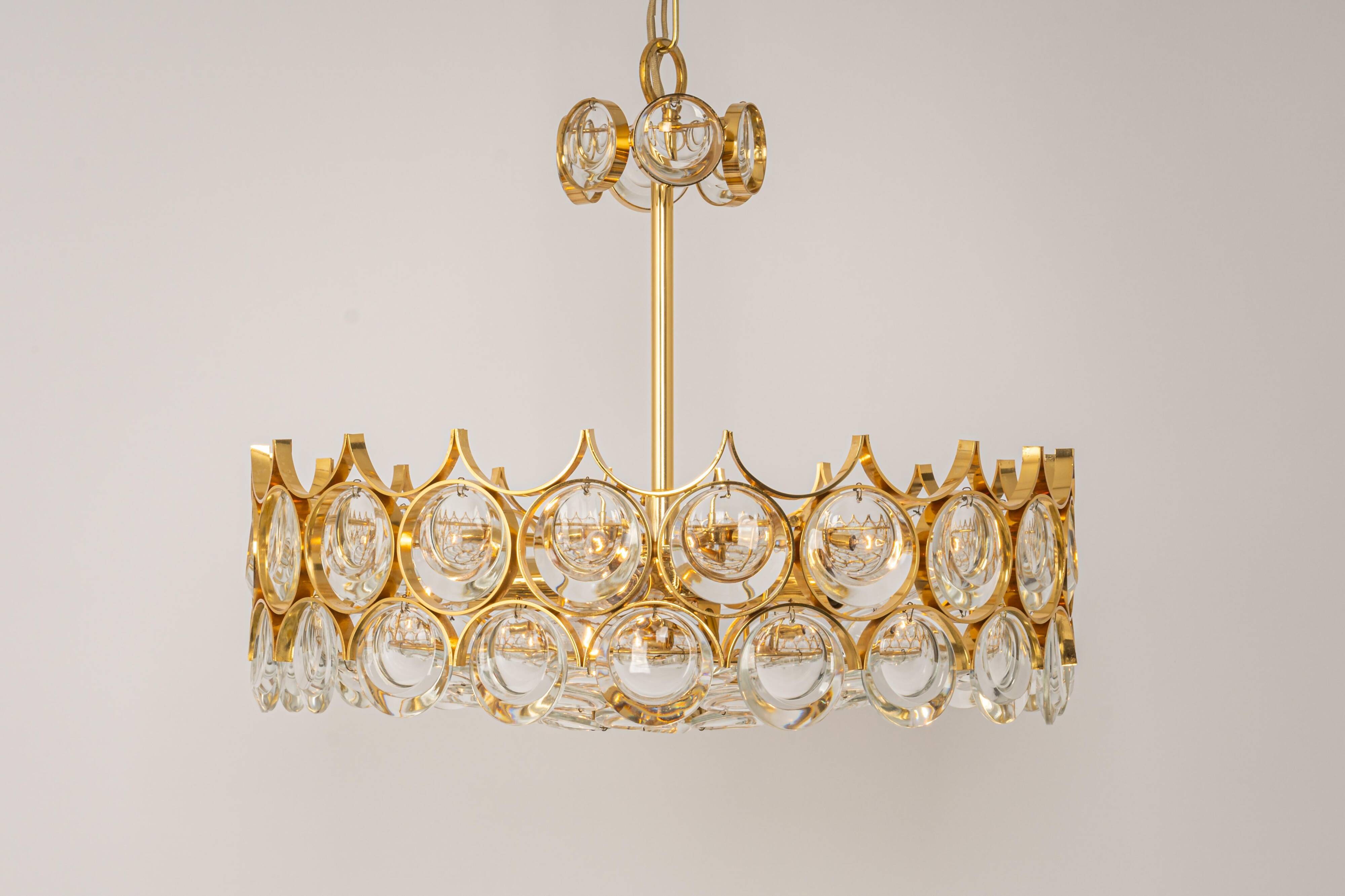 Brass and crystal chandelier designed by Sciolari for Palwa, Germany, 1970s.