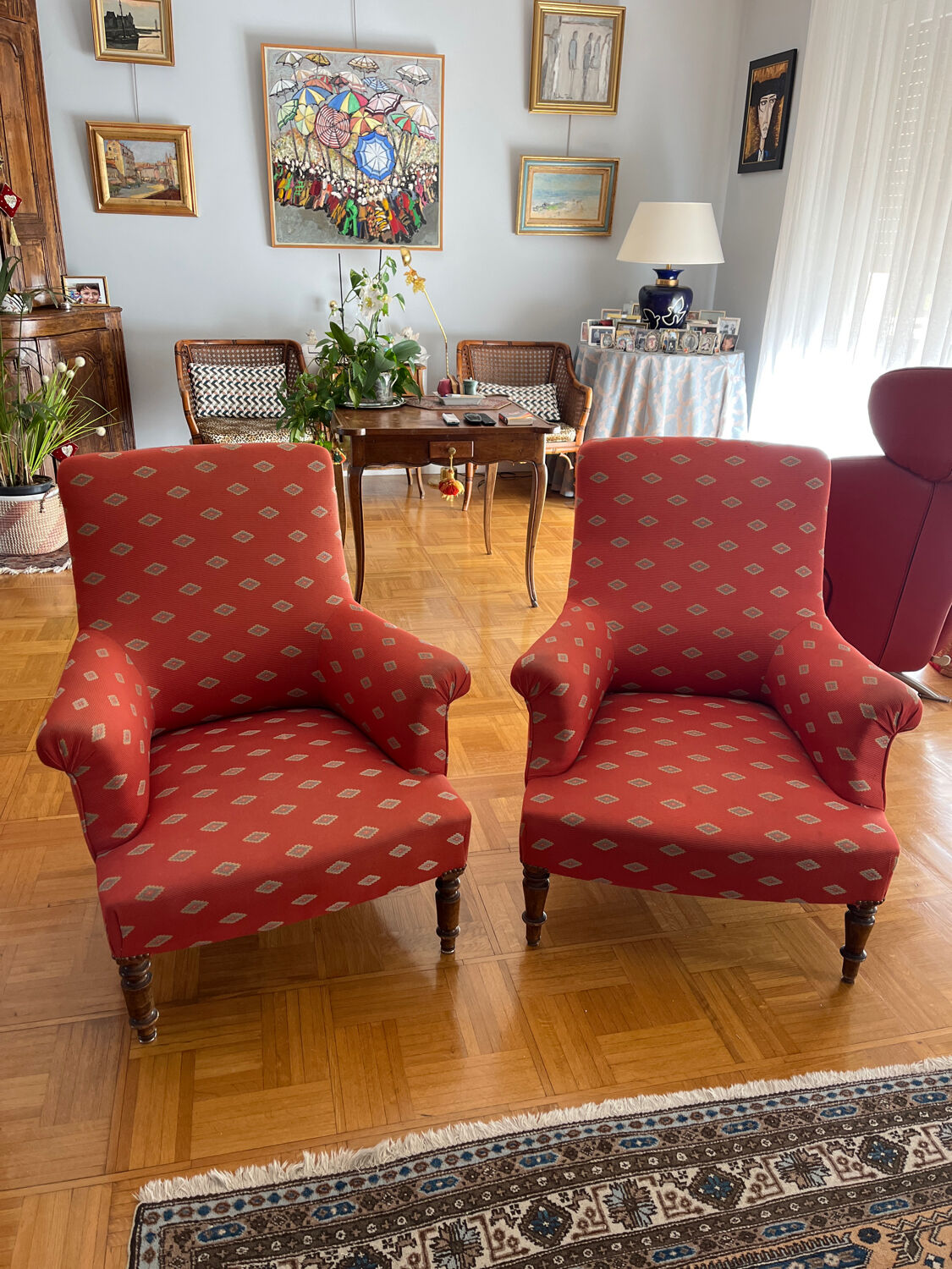 Pair armchairs