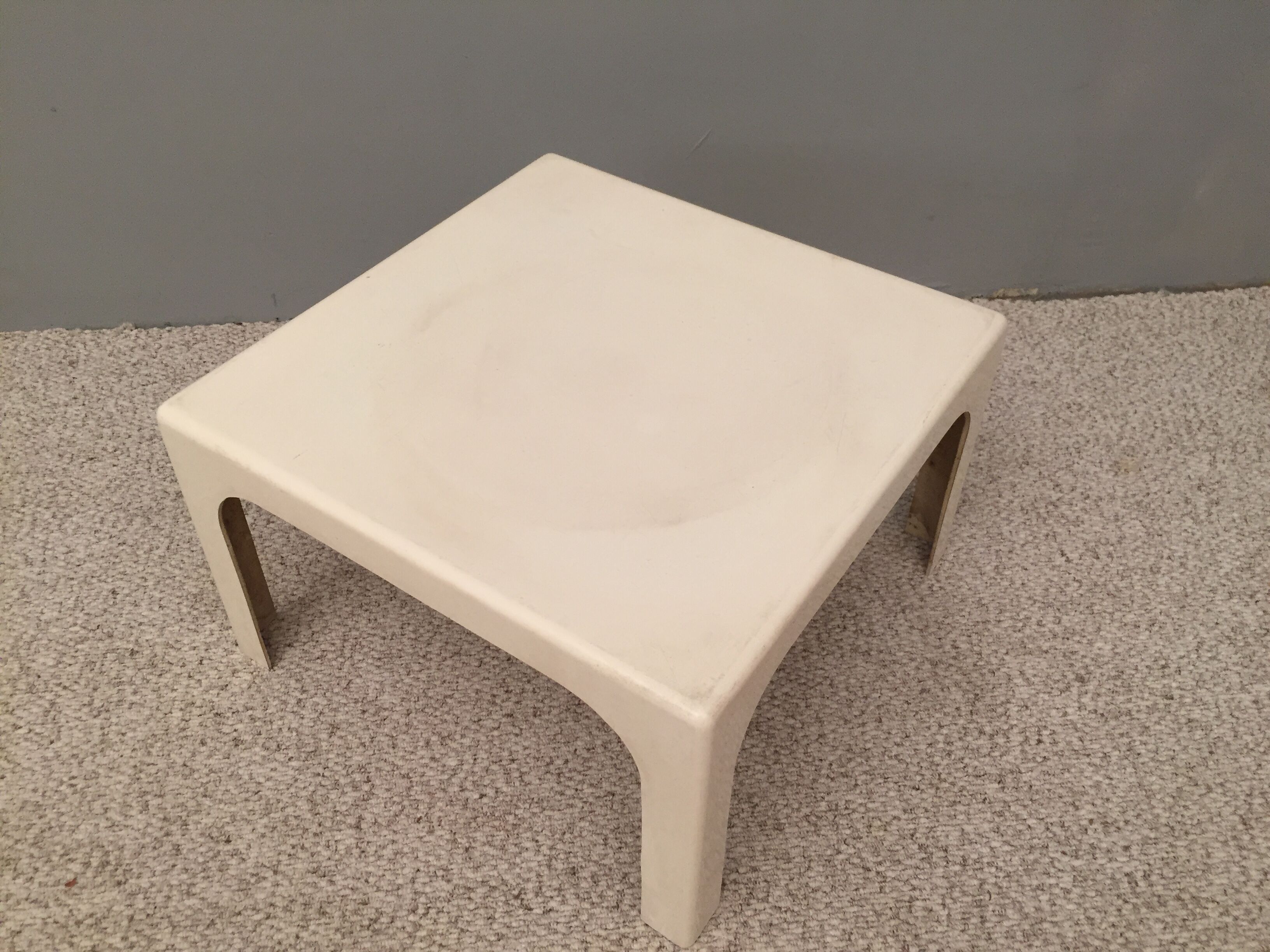 Coffee table fiberglass 1960