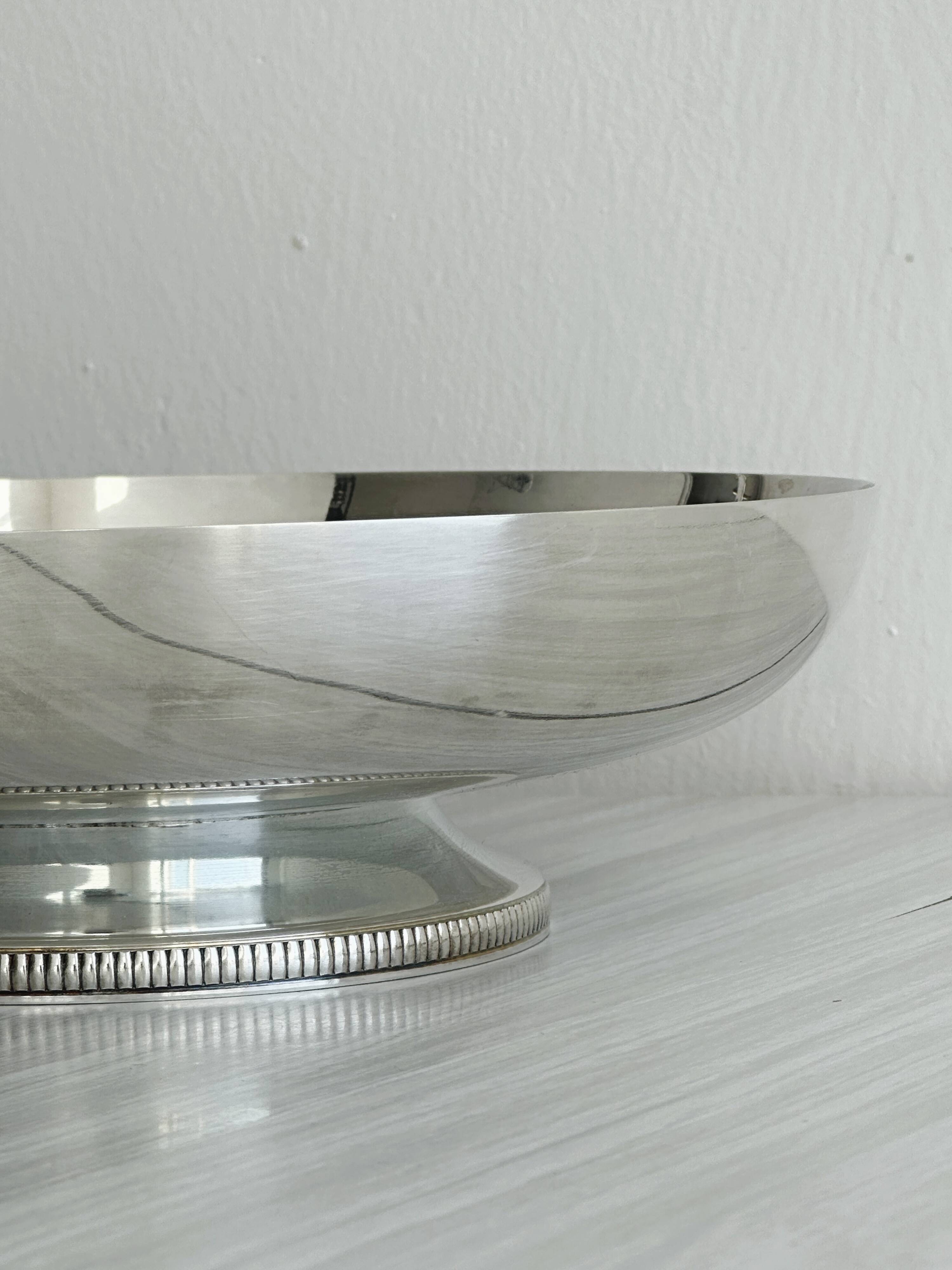Antique silver-plated metal dish/cup