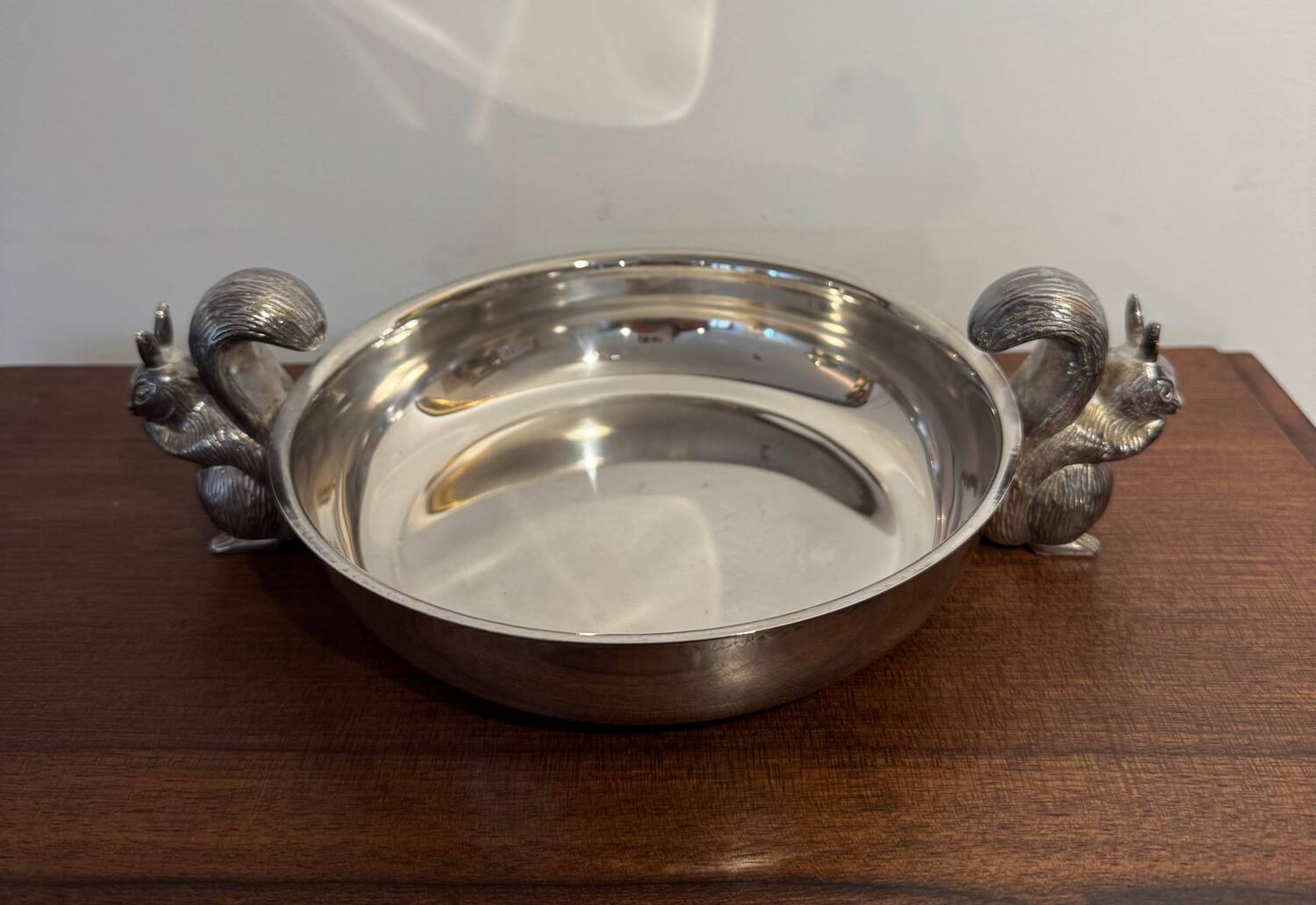 Silver-plated catchall with squirrels, 20th century.