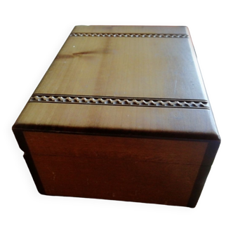 Wooden box