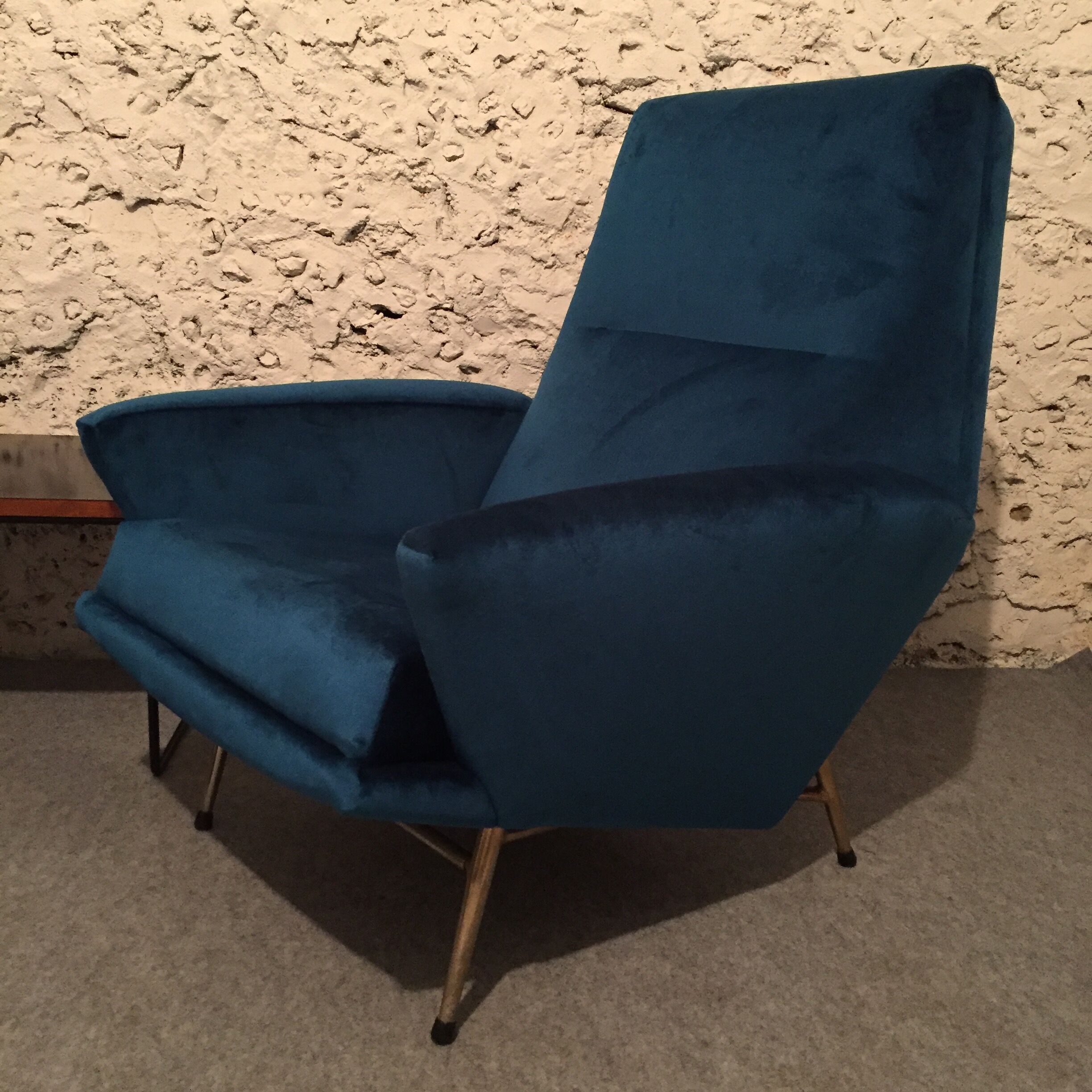 Pair of chairs of Guy Besnard in blue velvet