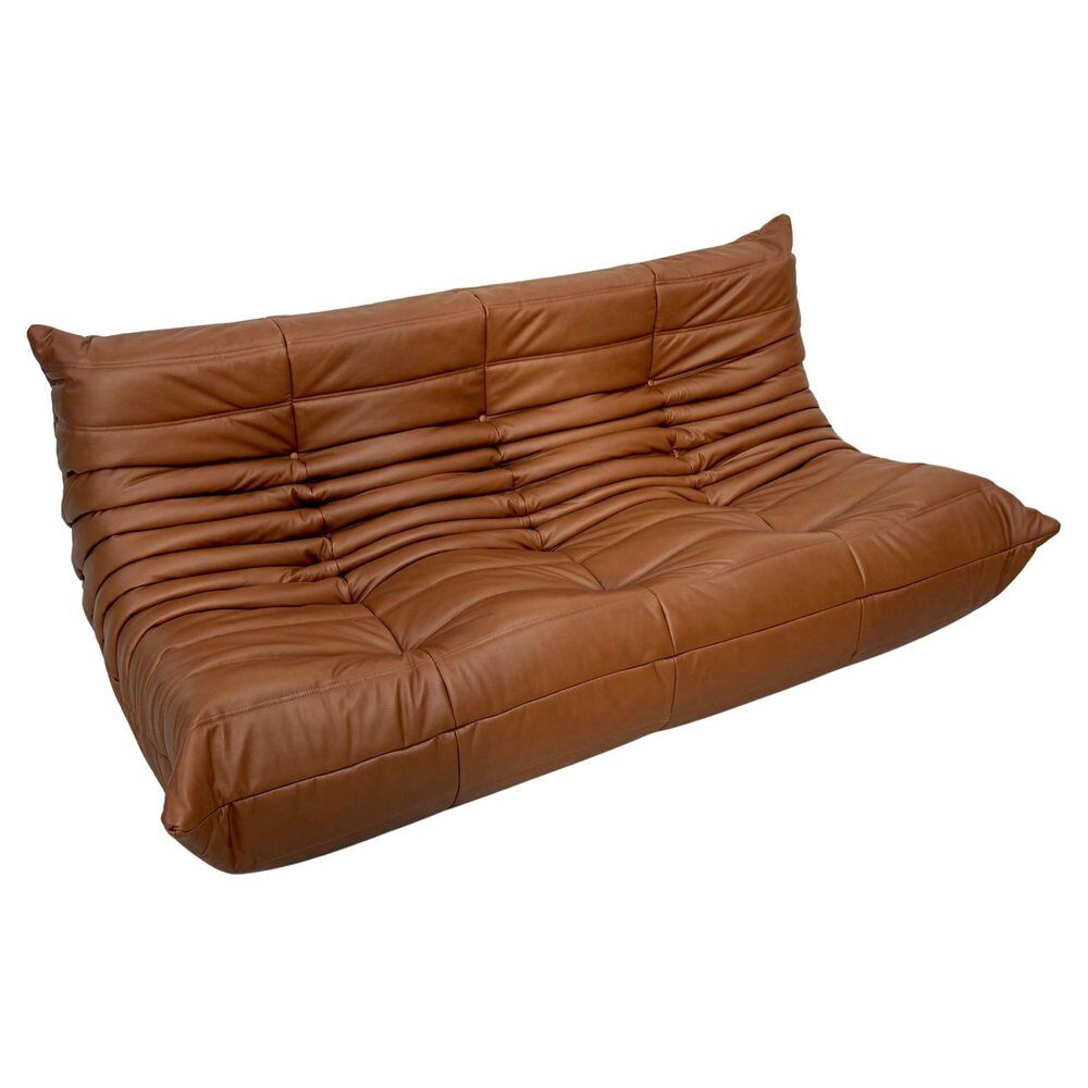Togo Sofa in Brown leather attributed to Michel Ducaroy for Ligne Roset.