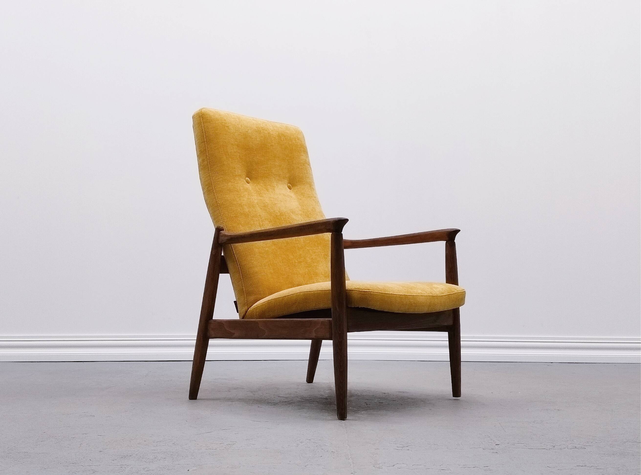 Vintage Lounge Armchair by Edmund Homa, 1960s