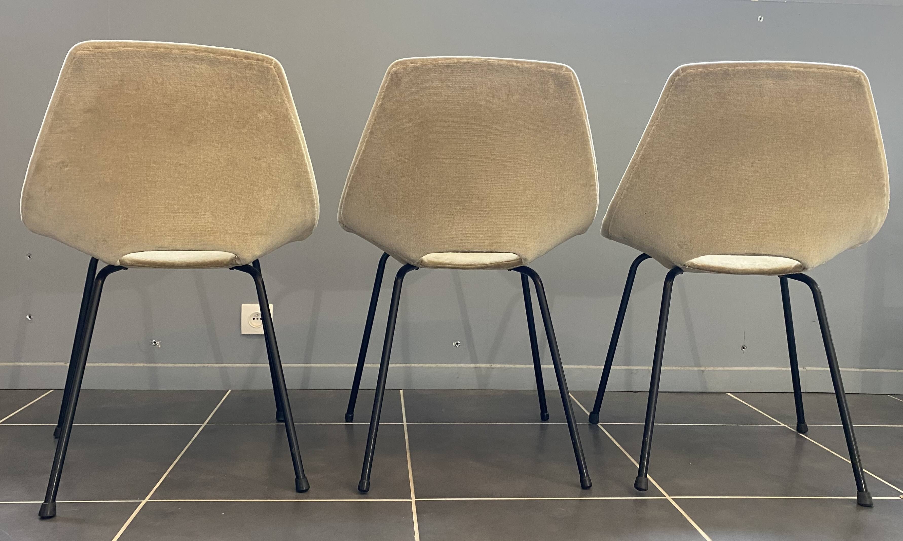 A barrel chair by Pierre Guariche, Steiner, vintage beige fabric from the 1950s.