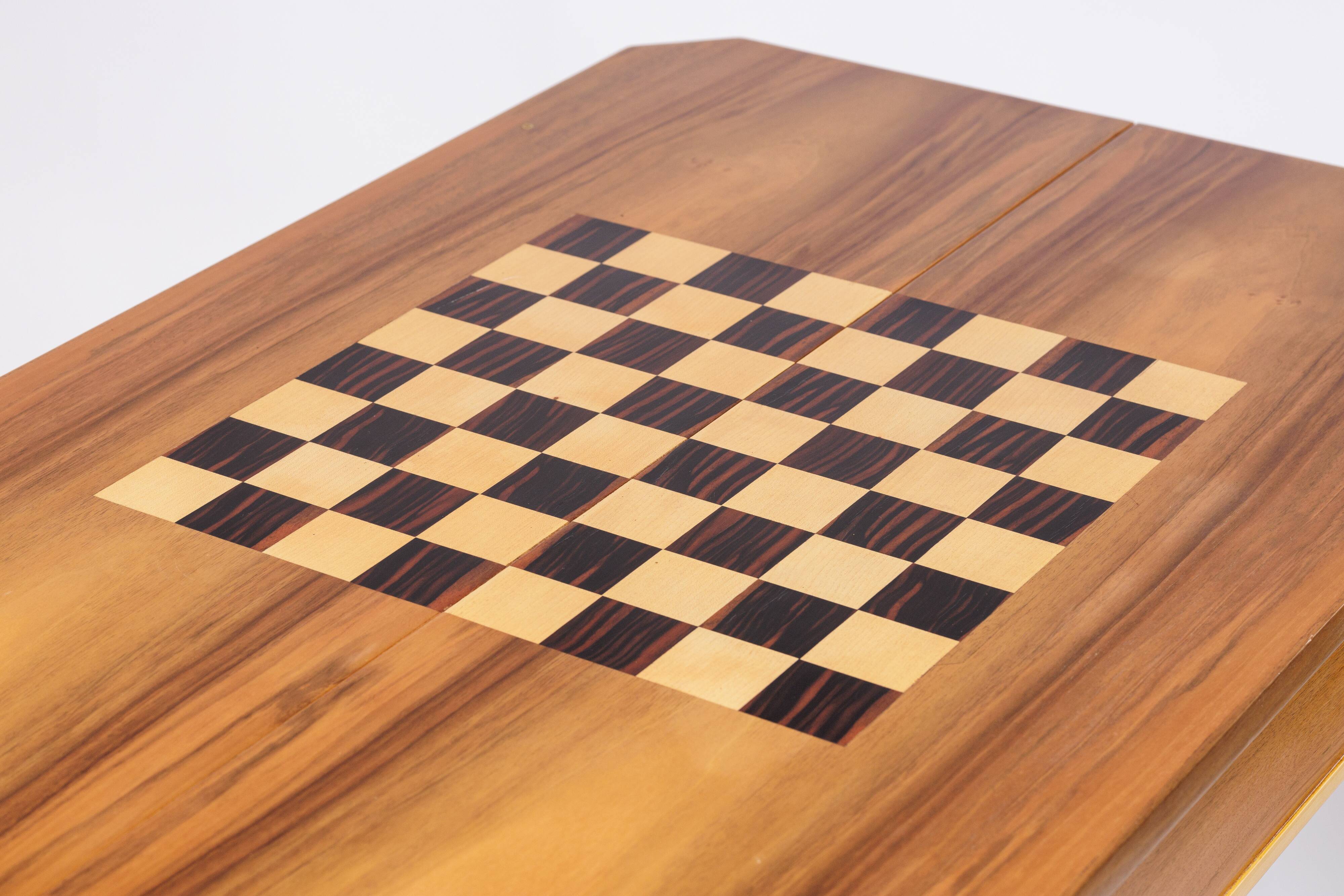 Writing desk and gaming table in walnut