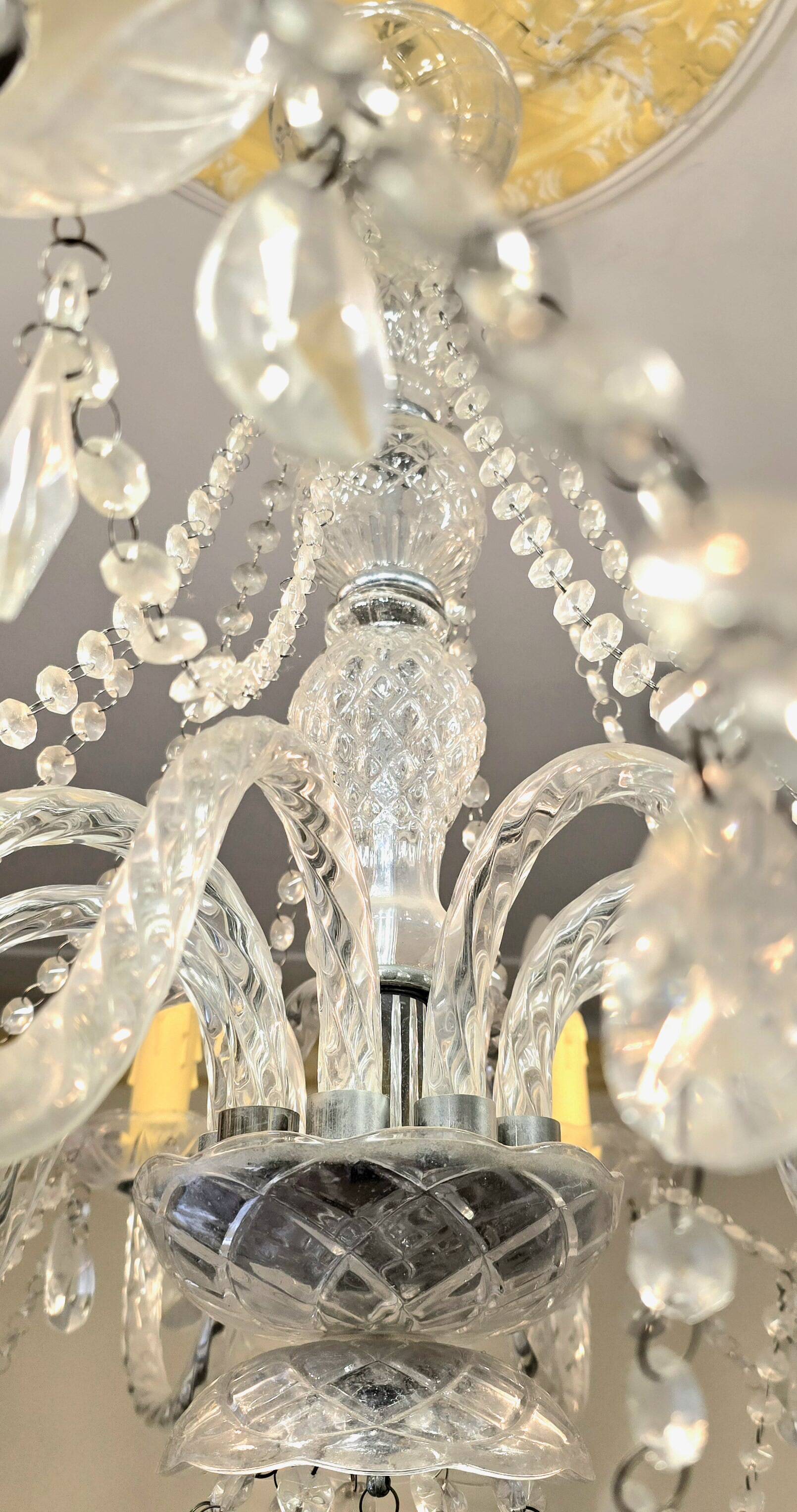 Glass chandelier with polypropylene arms – 9 lights