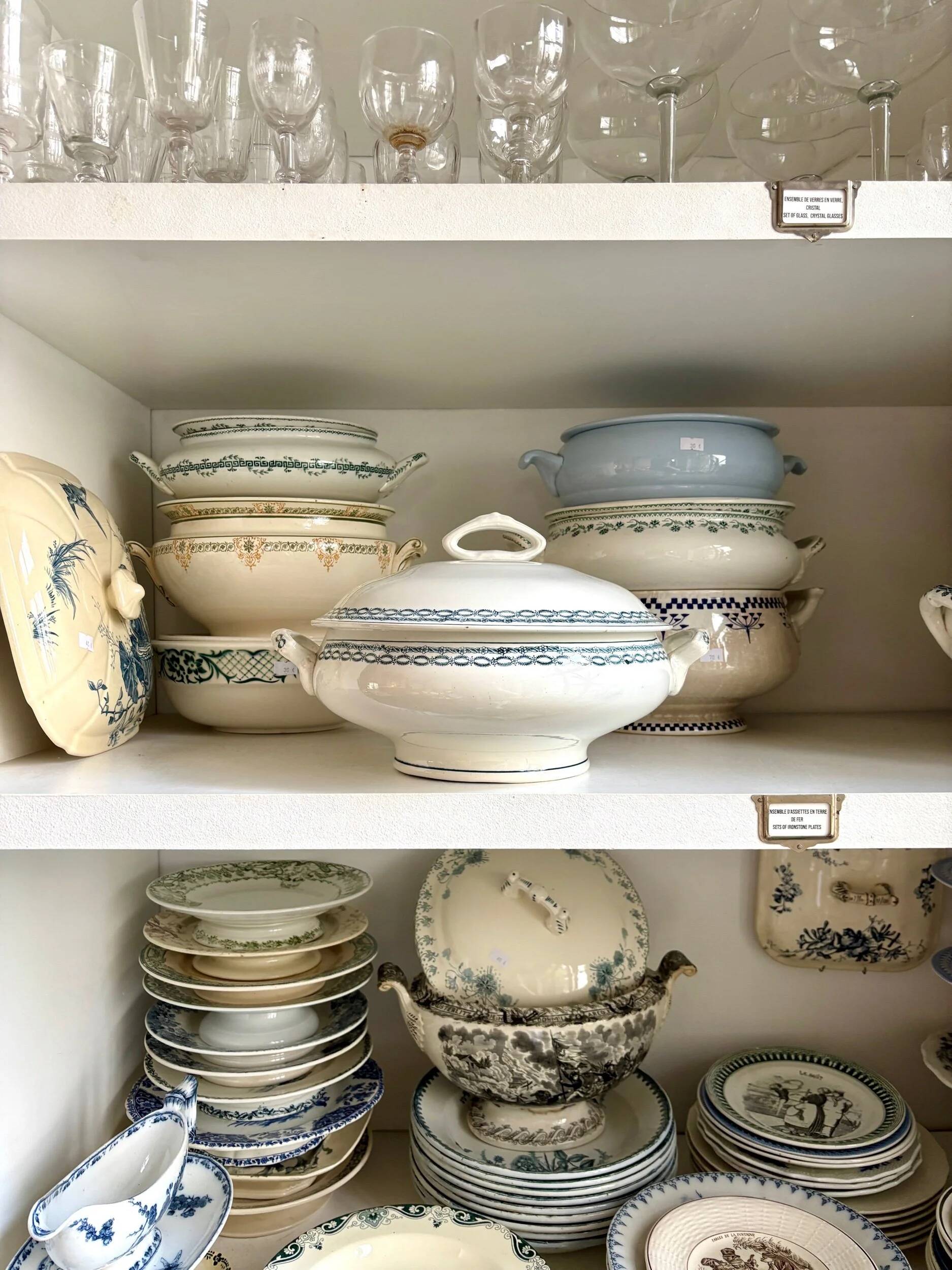St Amand soup tureen in blue ironstone.