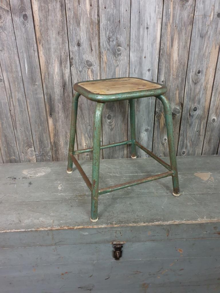Workshop stool