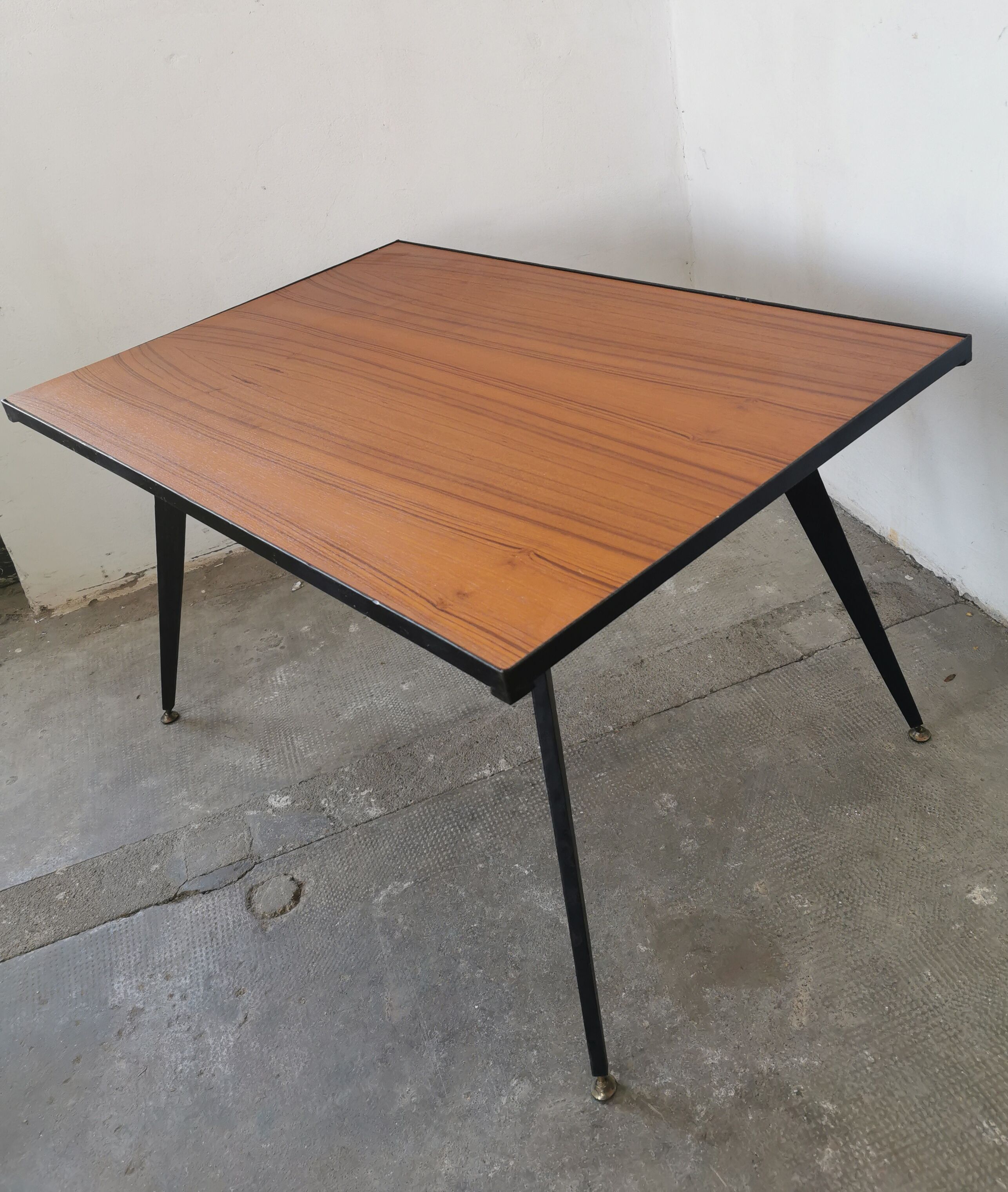 Coffee table mid-century compass legs