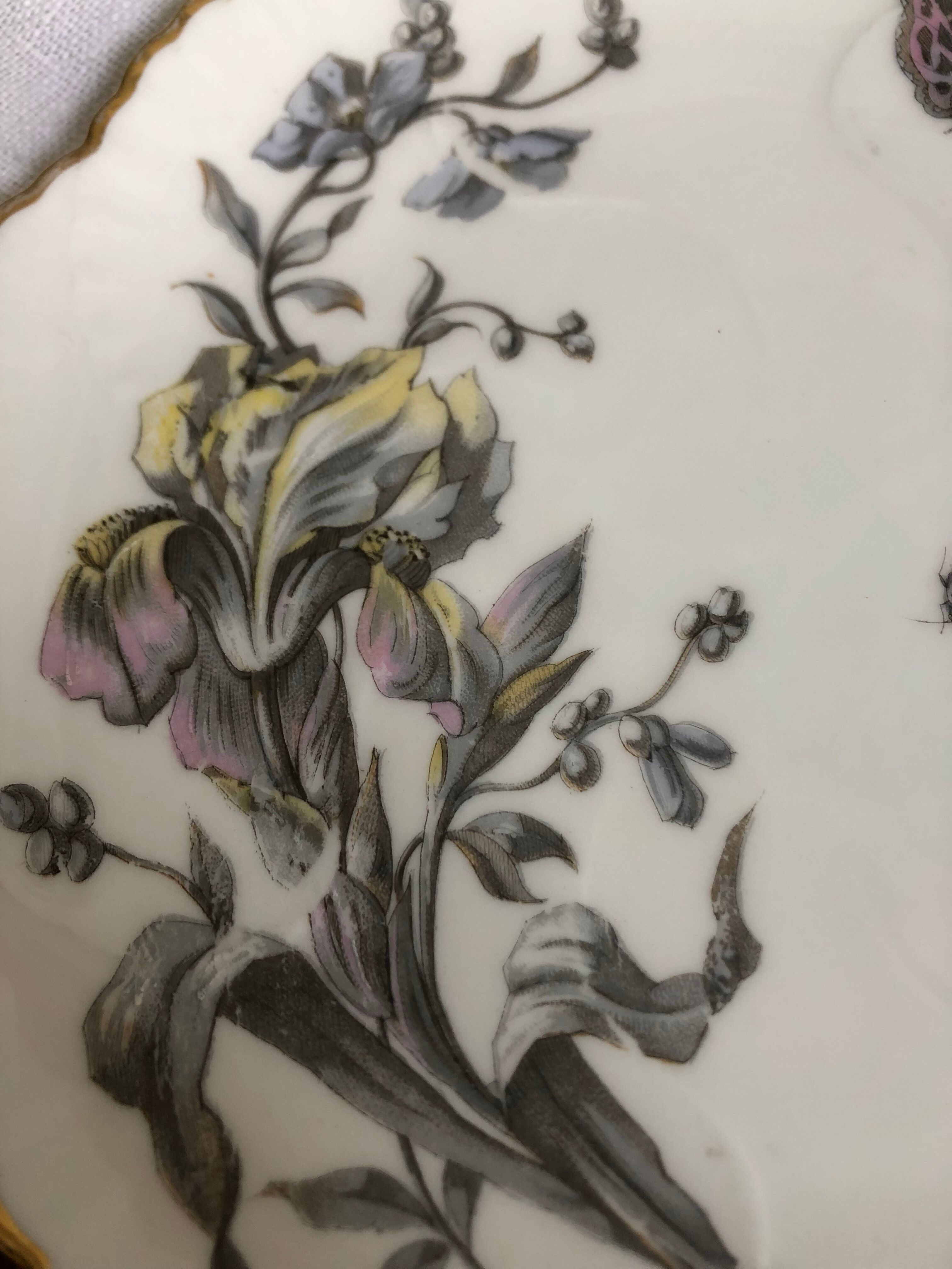 4 flat plates - Limoges porcelain, nature