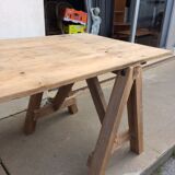 Table xxl on trestles