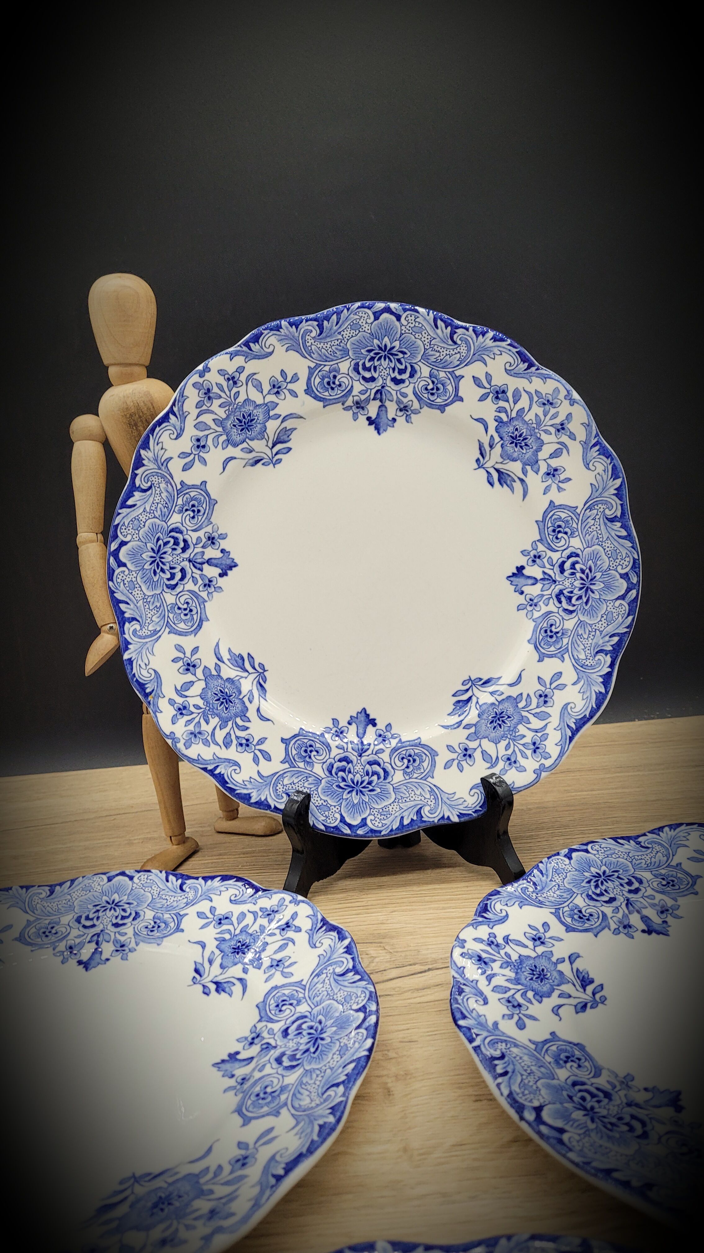 Set 4 flat plates Dordrecht
