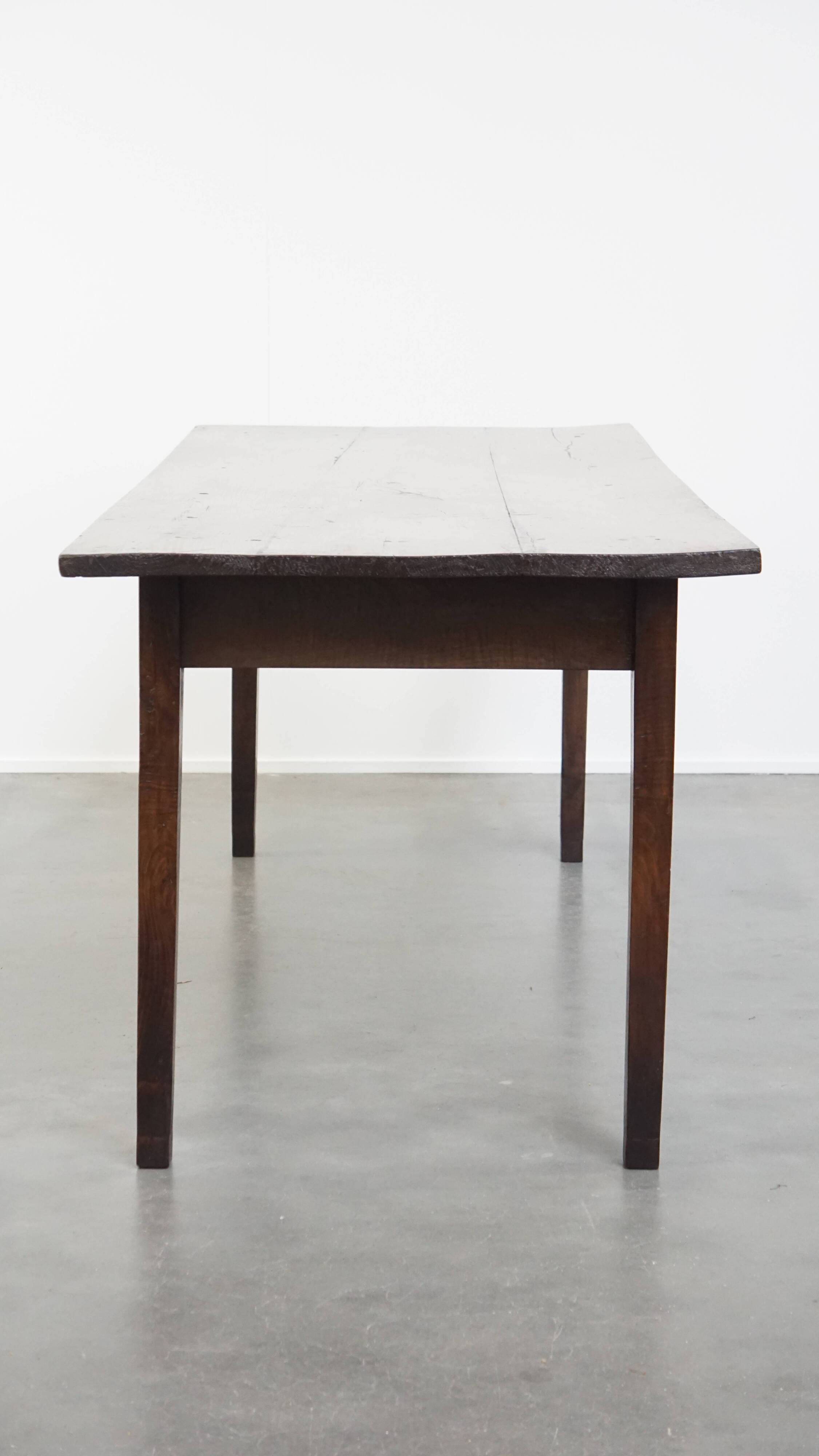 Antique Early 19th Century English 6-Person Dining Table with Walnut Top