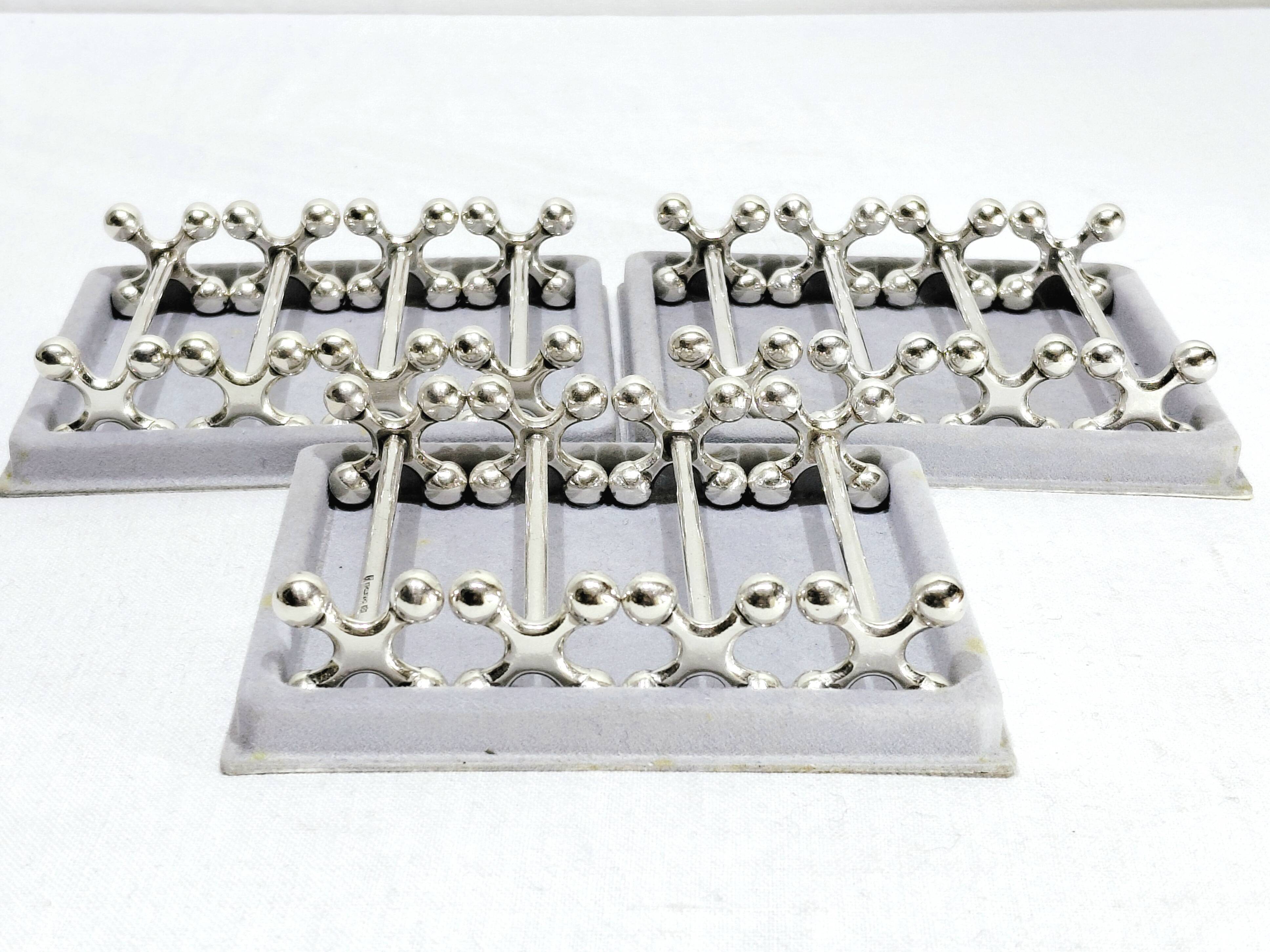 Christofle - 12 ball knife rests