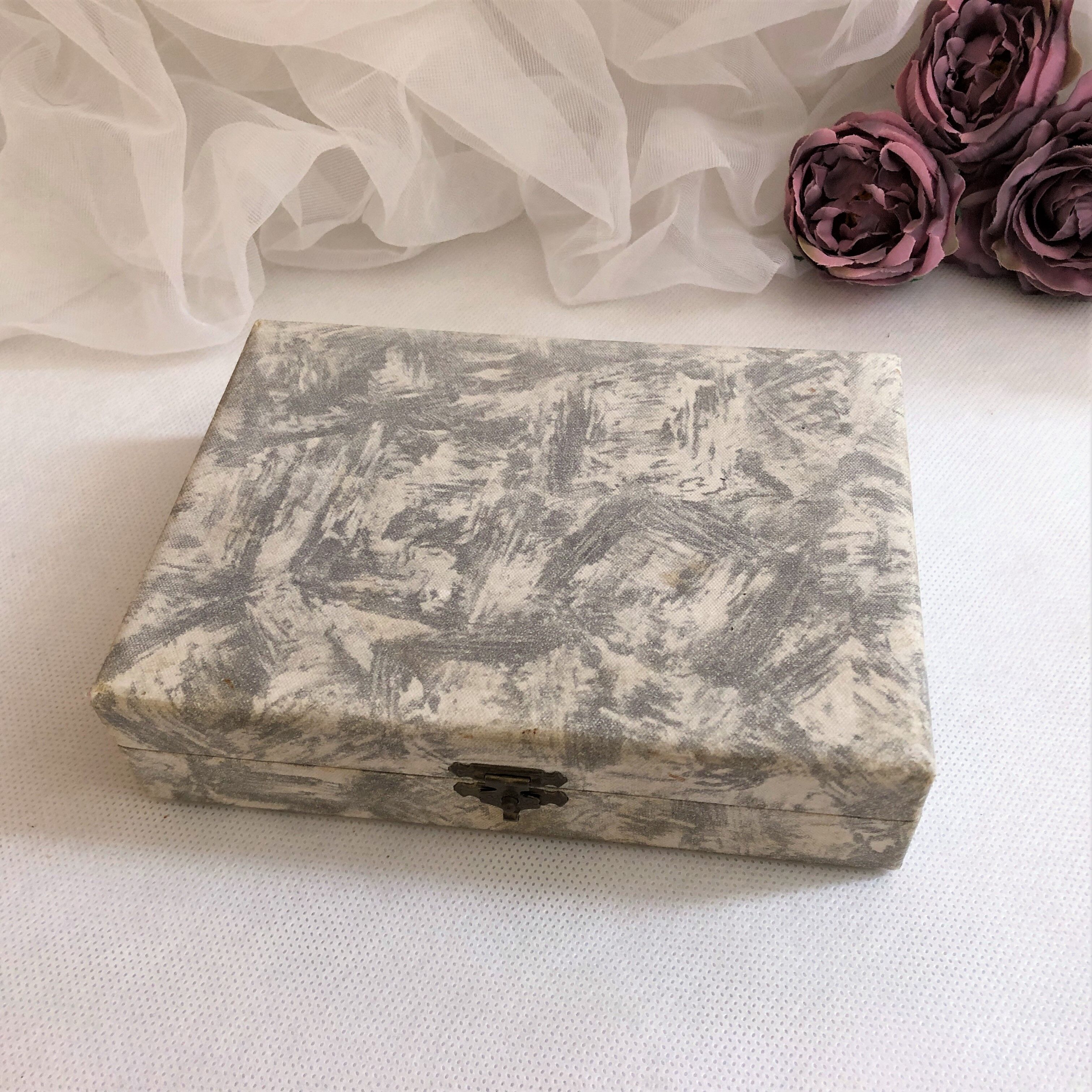 Box 12 forks dessert model vintage shell France