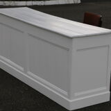 White 50s wooden counter desk