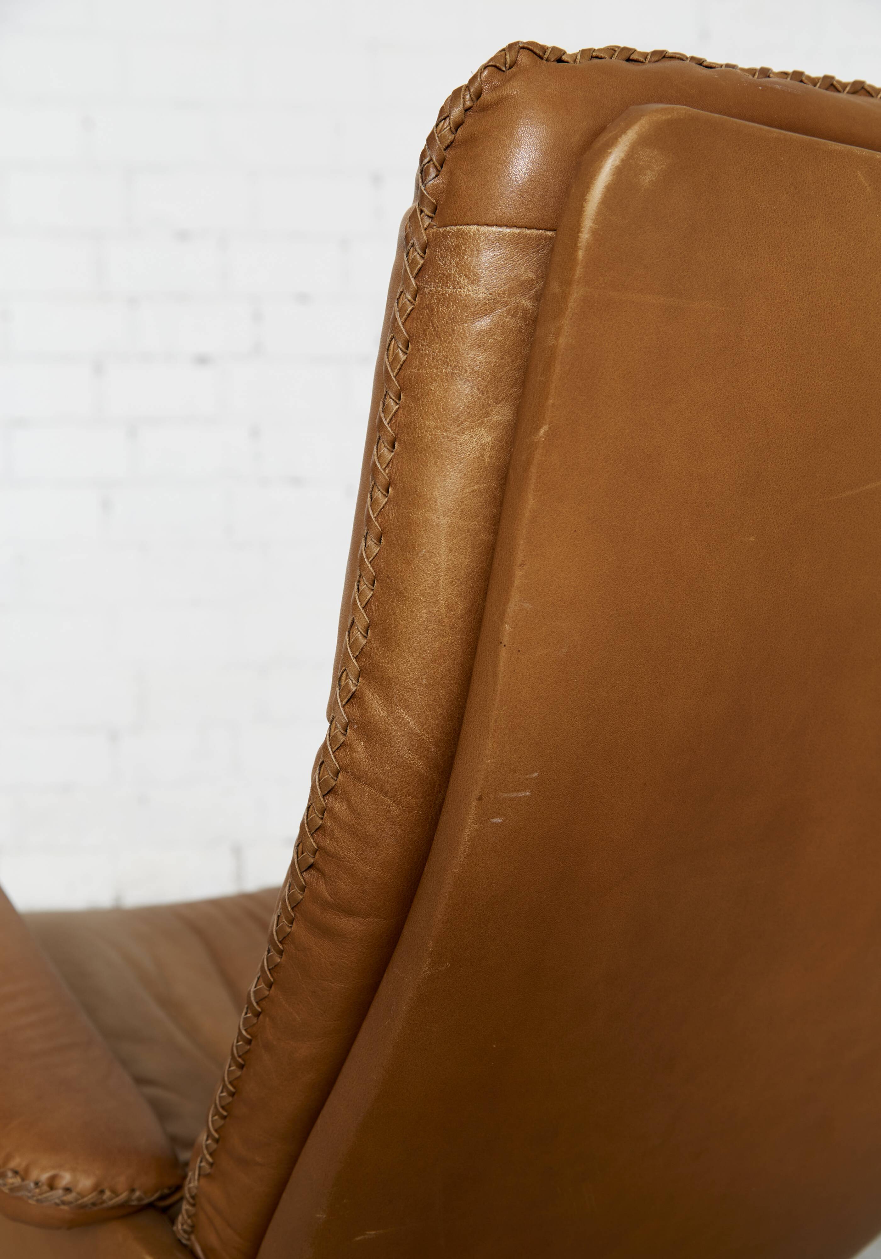 S231 James Bond Swivel Armchair from de Sede, 1960s