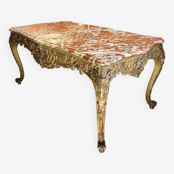 Table de milieu en bois doré d’époque napoléon iii dessus de marbre rouge