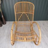 Rocking flesh in rattan