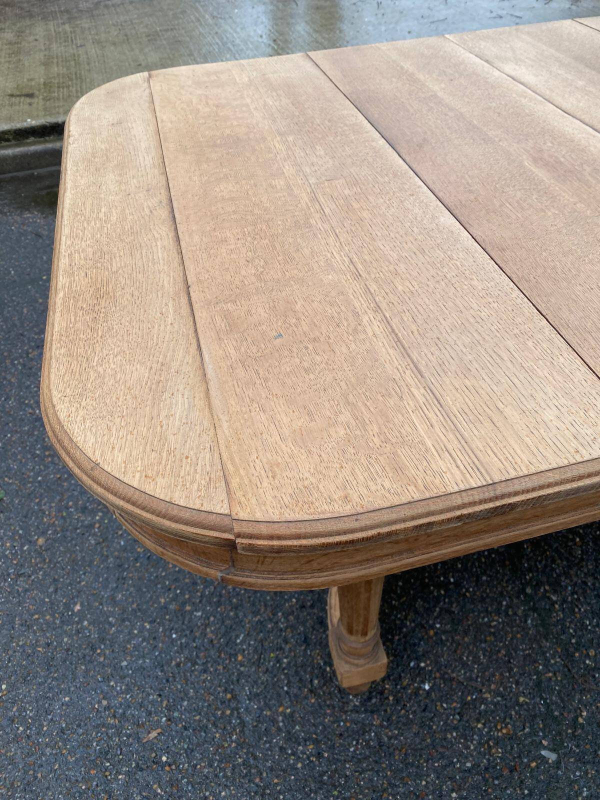 Renovated dining table in solid oak from the 19th century in Napoleon III style.