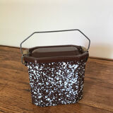 Canteen in vintage enamelled sheet metal