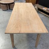Elm farmhouse table spindle legs
