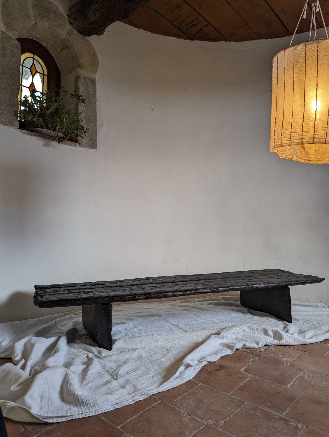 Table basse bois brûlé