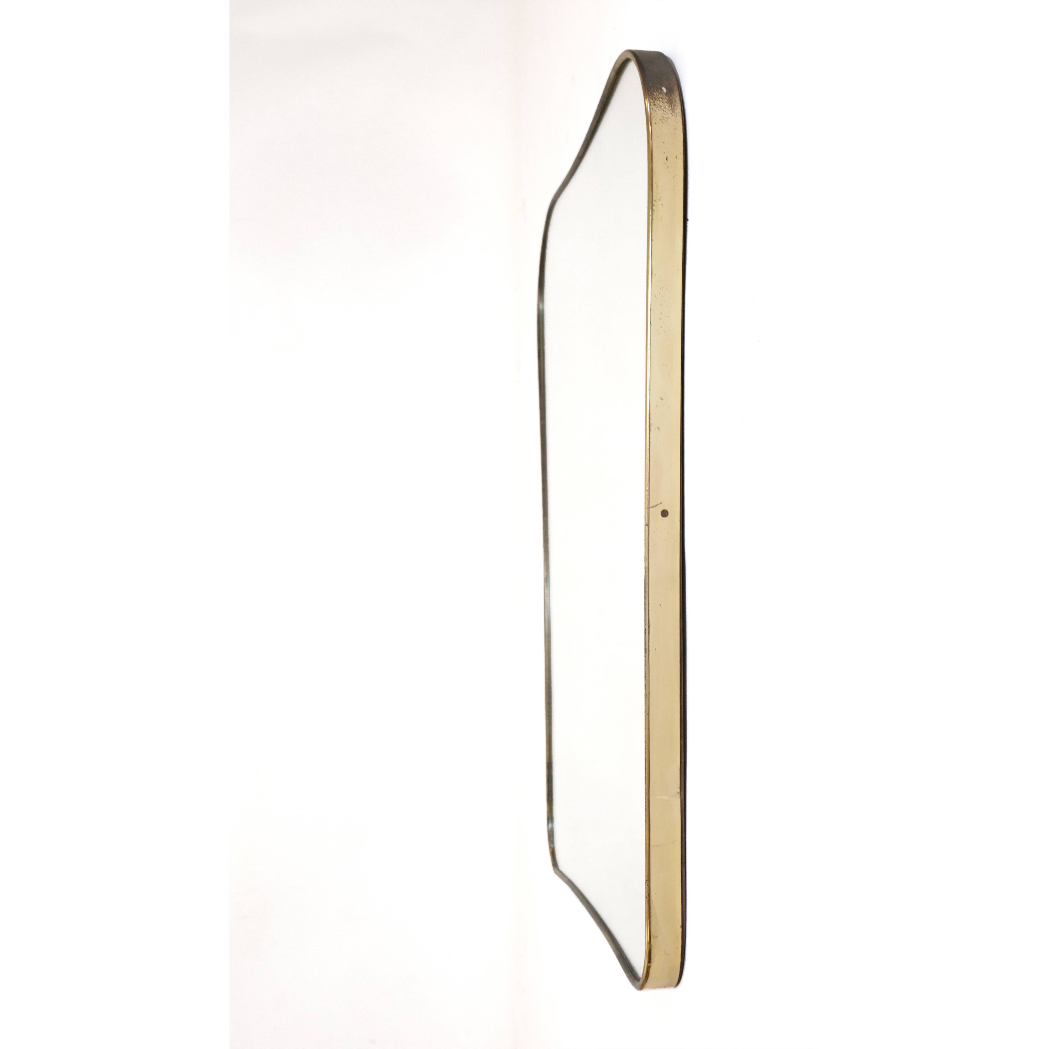 Large Italian mirror from the 1950s, 71x55 cm.