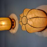 Paire d'appliques "cocoon", résine et pin, italie, 1970