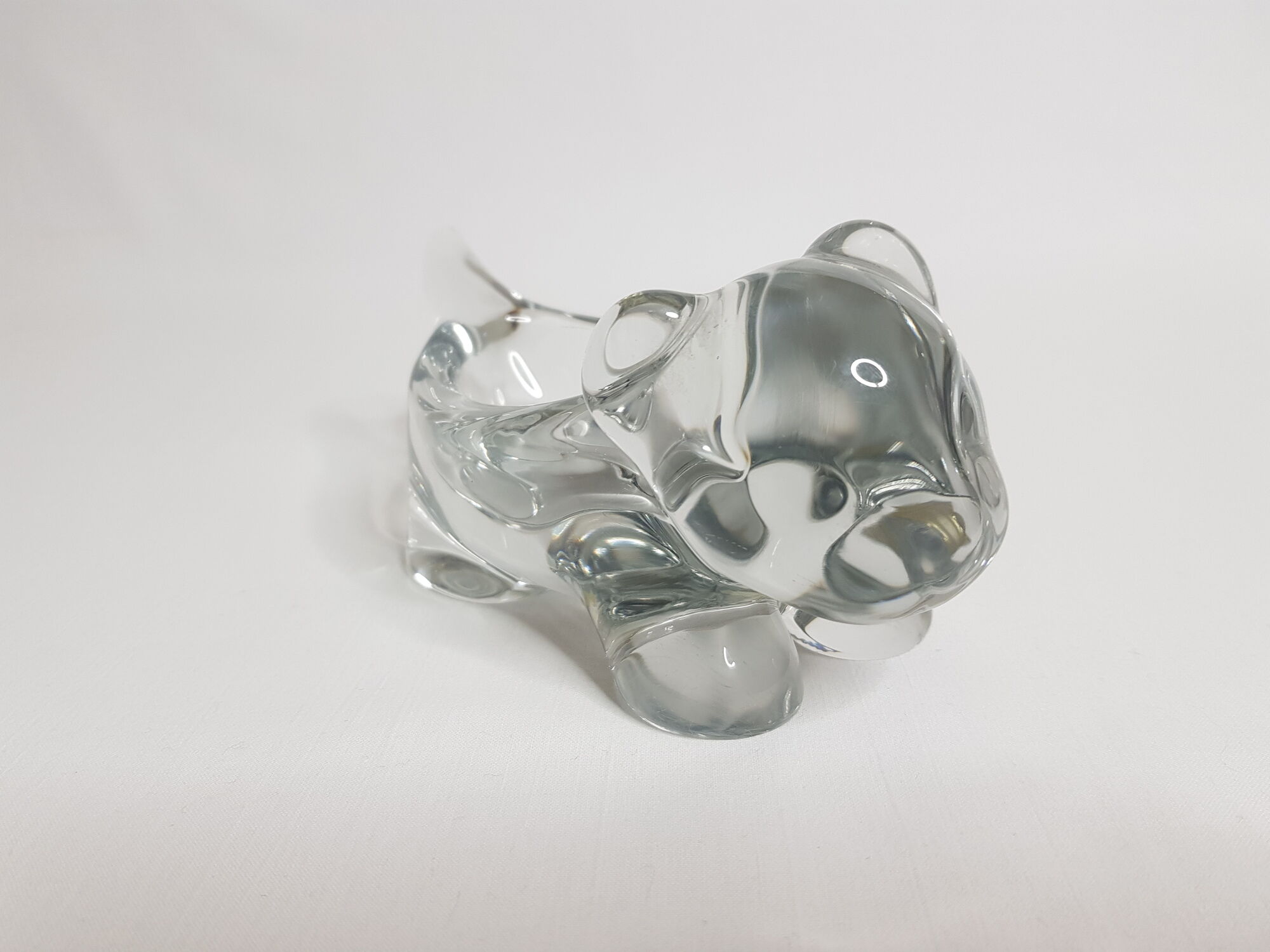Empty crystal "chaton" pocket from Vannes Art France