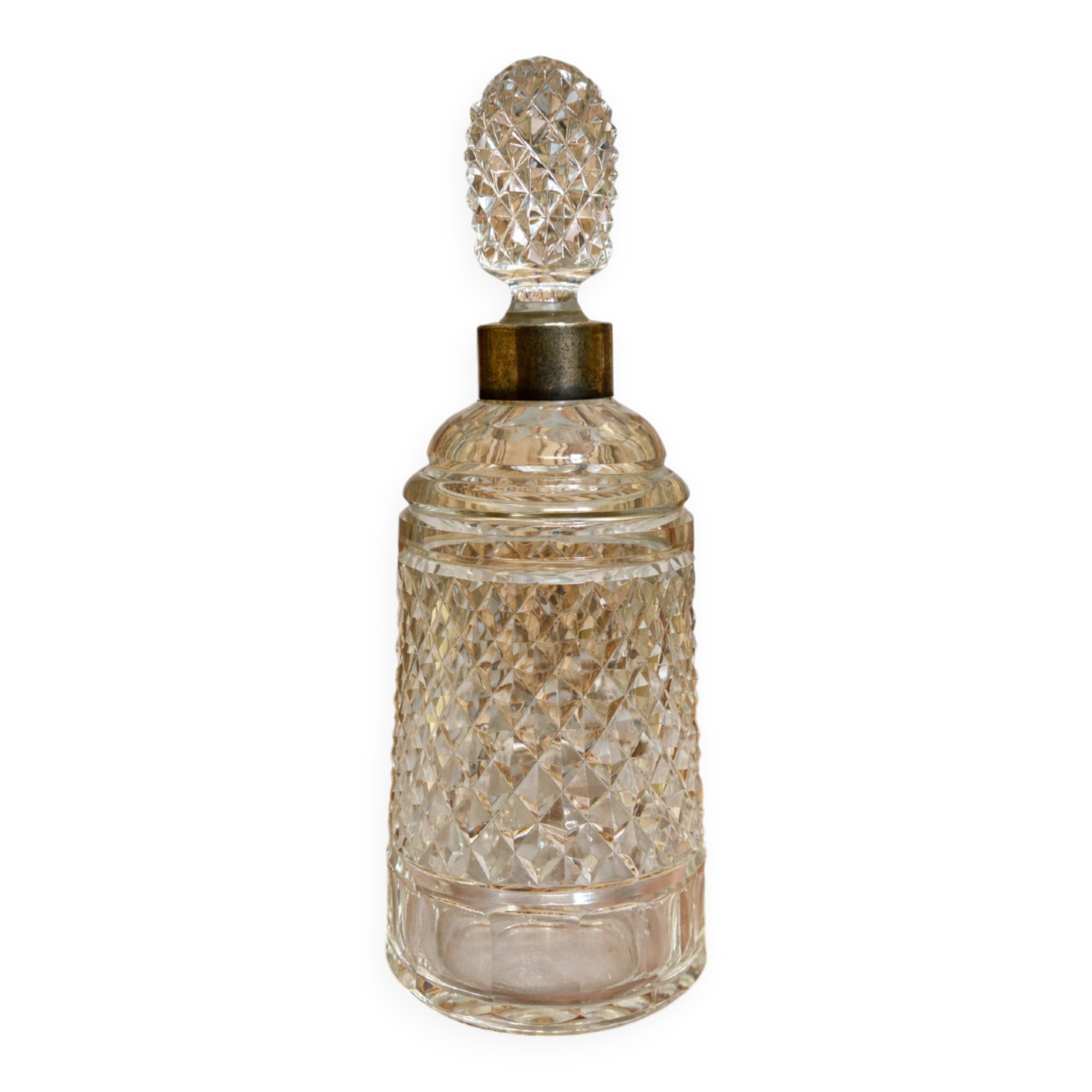 Cut crystal whisky carafe with stopper, Baccarat style.