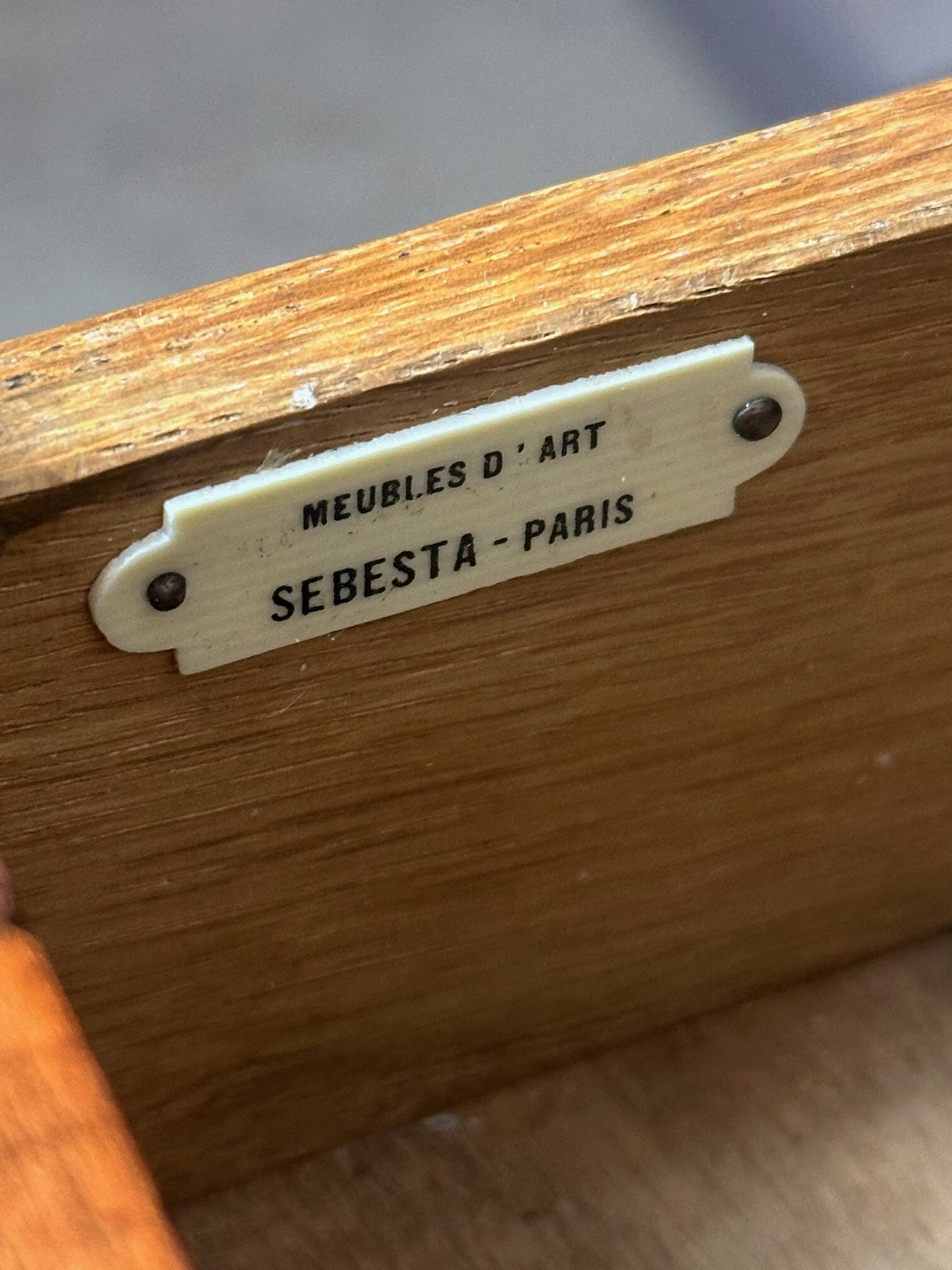 Marquetry chest of drawers