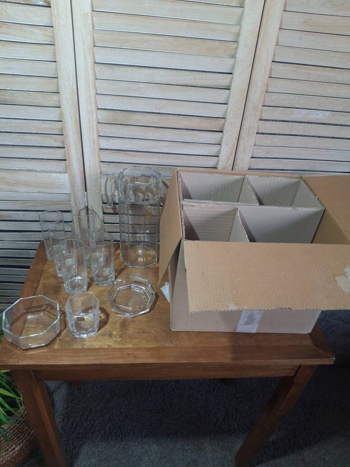 Service à boisson Luminarc années 70 design octogonal NEUF en boîtes